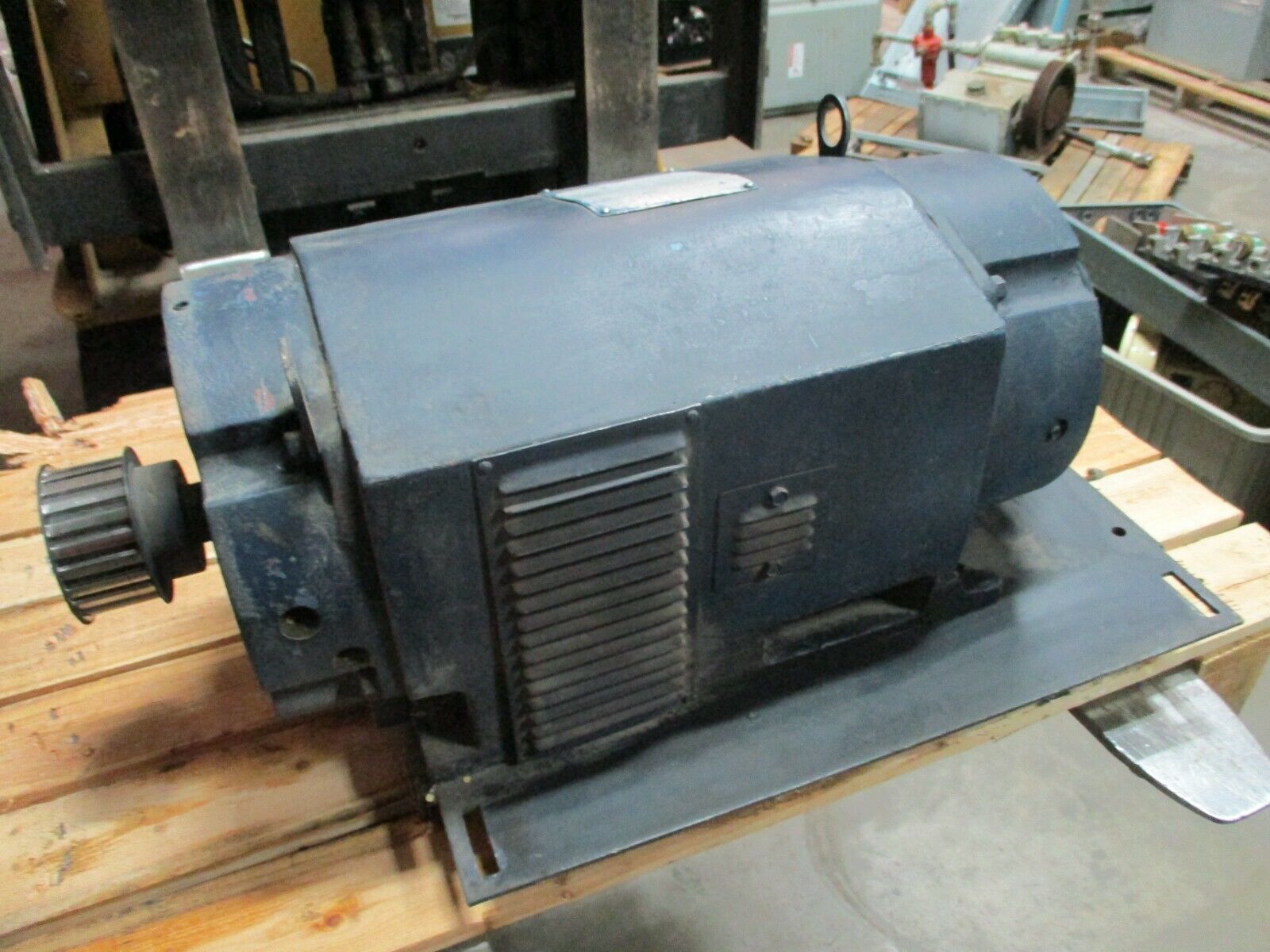 Louis-Allis AC Motor 27165-2 7.5HP 1800RPM 60Hz 3Ph 214 Frame Used