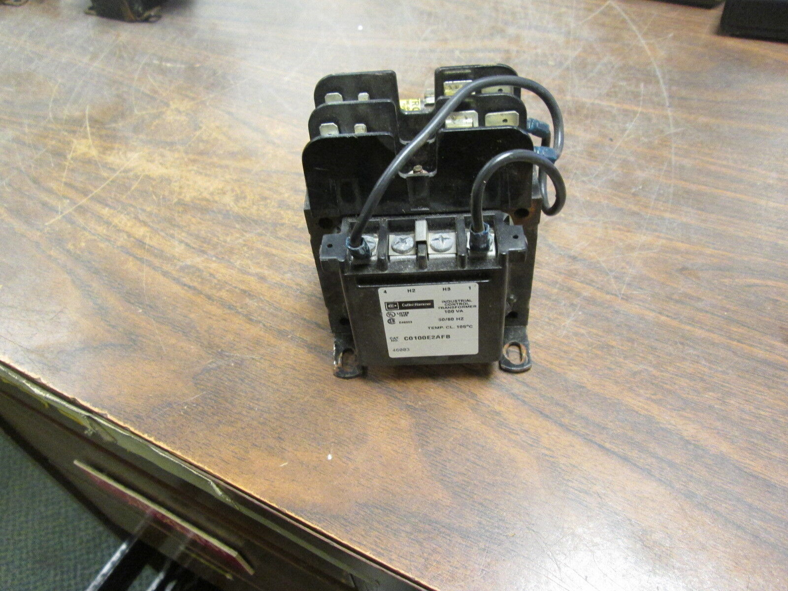 Cutler-Hammer Control Transformer C0100E2AFB 100VA Pri: 240/480V Sec: 120V Used
