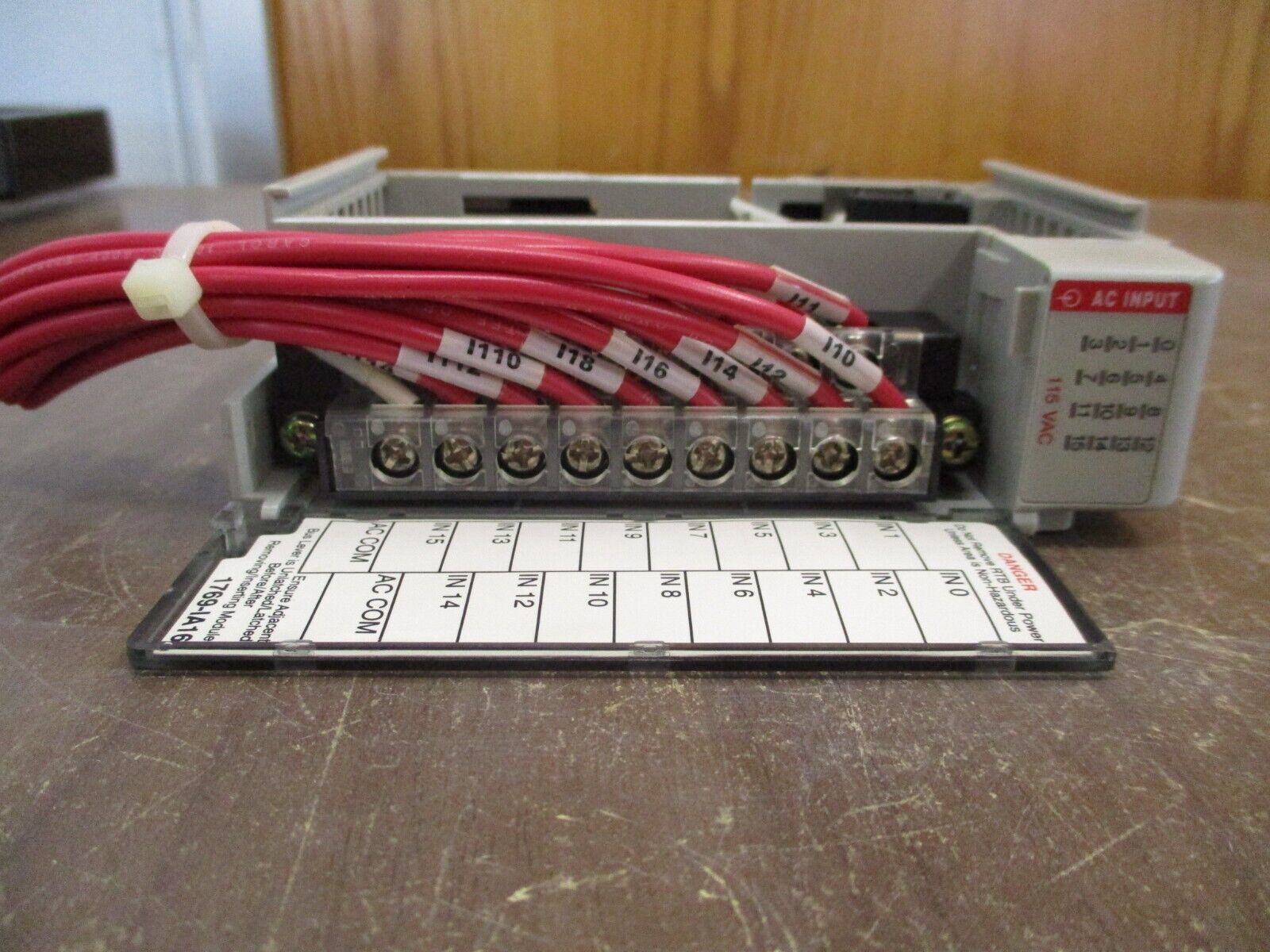 Allen-Bradley Compact I/O Input Module 1769-IA16 Ser. A Rev. 2 F/W Rev. 3.1 Used