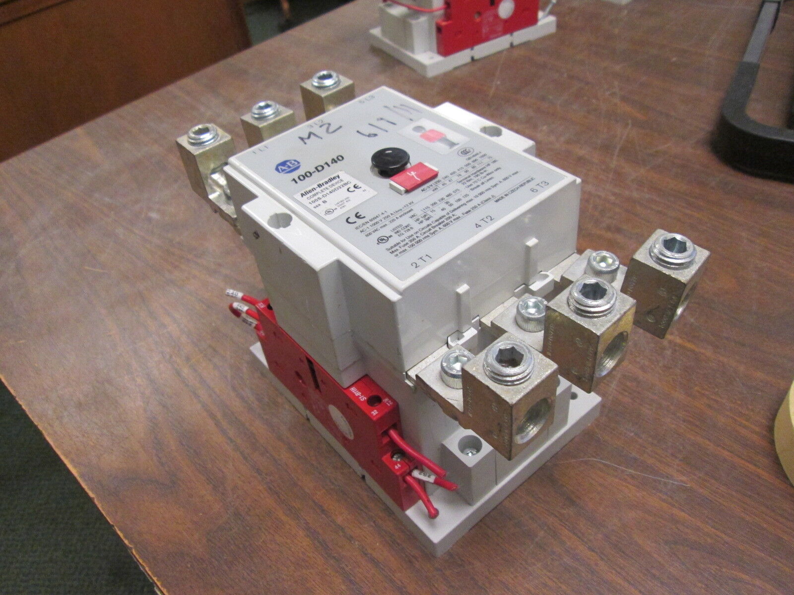 Allen-Bradley Safety Contactor 100S-D140D22BC 120V Coil 220A 600V Used