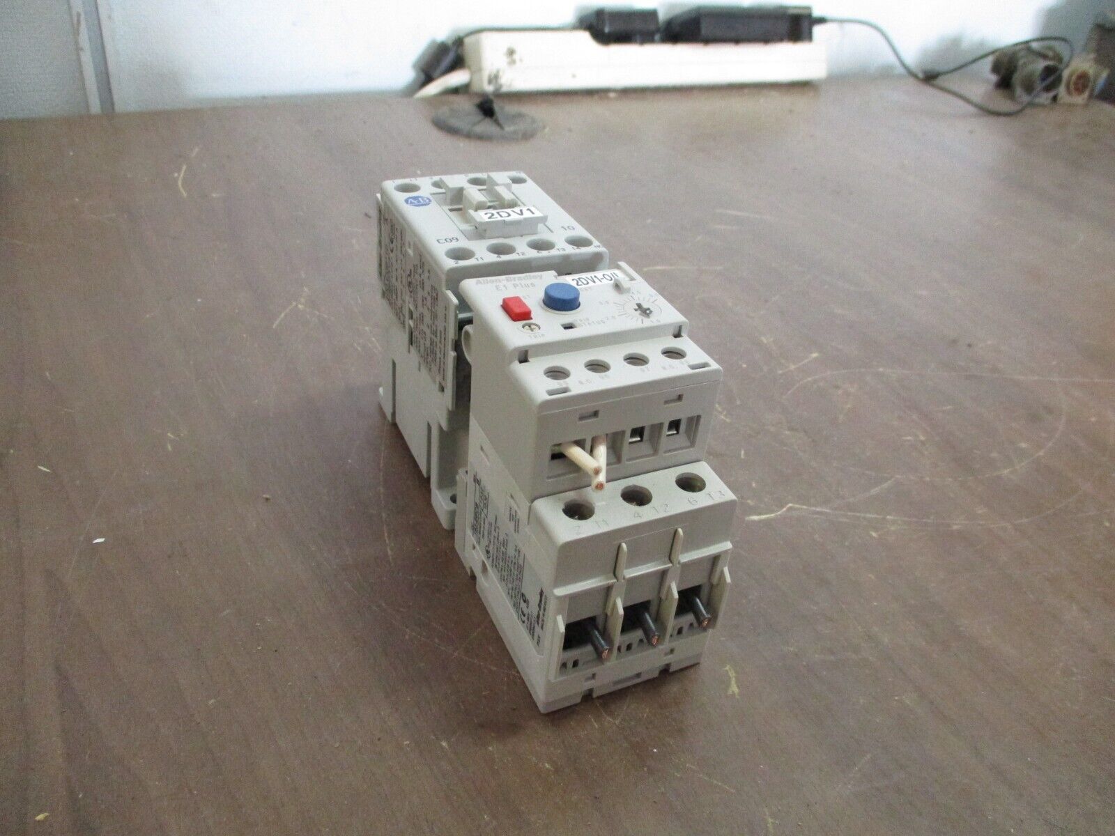 Allen-Bradley Starter 100-C09*10 / 193-EECB 120V Coil Trip: 1.0-5.0A Used