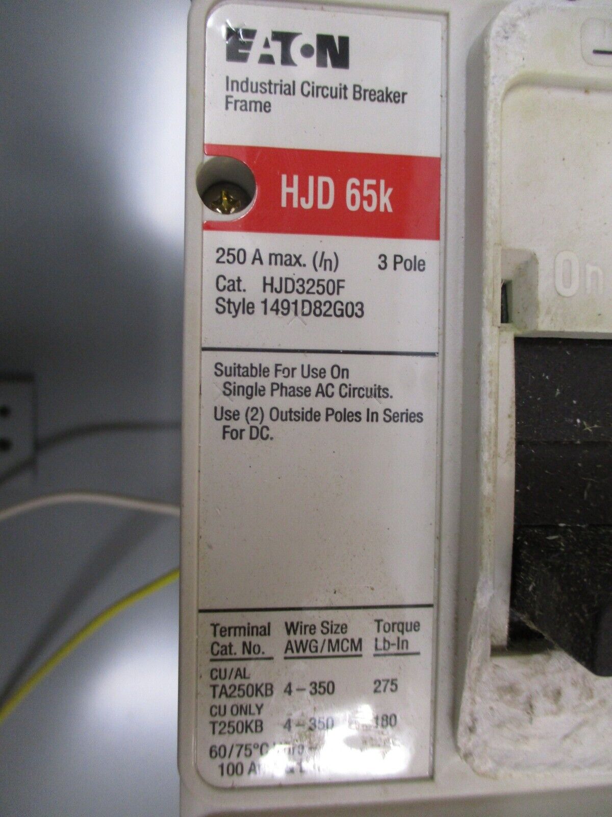 Eaton Enclosed Circuit Breaker HJD3250F 150A Trip 3P 600V FJDN250 Enclosure