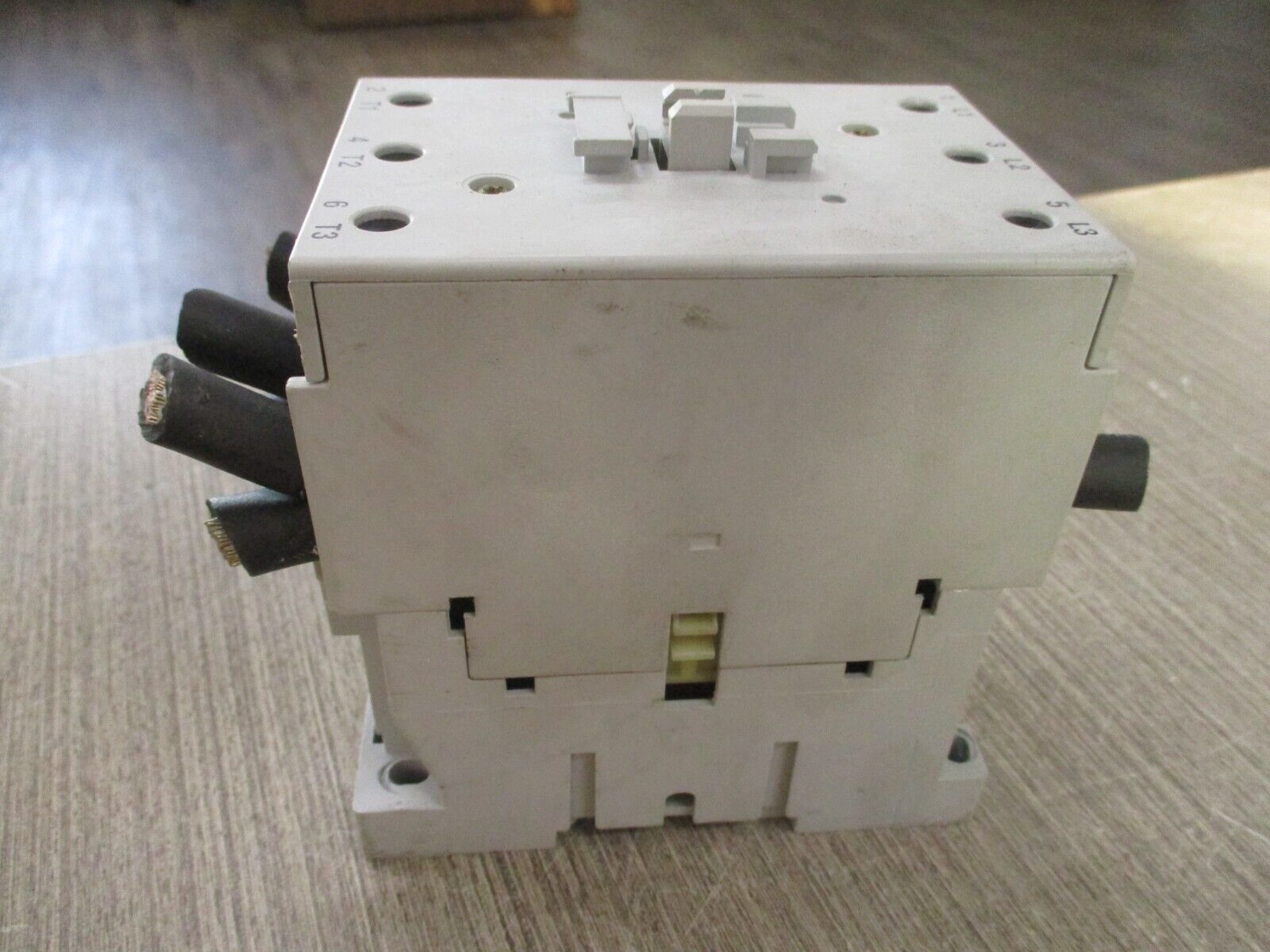 Allen-Bradley Contactor 100-C85*00 Ser. A 480V Coil 100A 600V Used