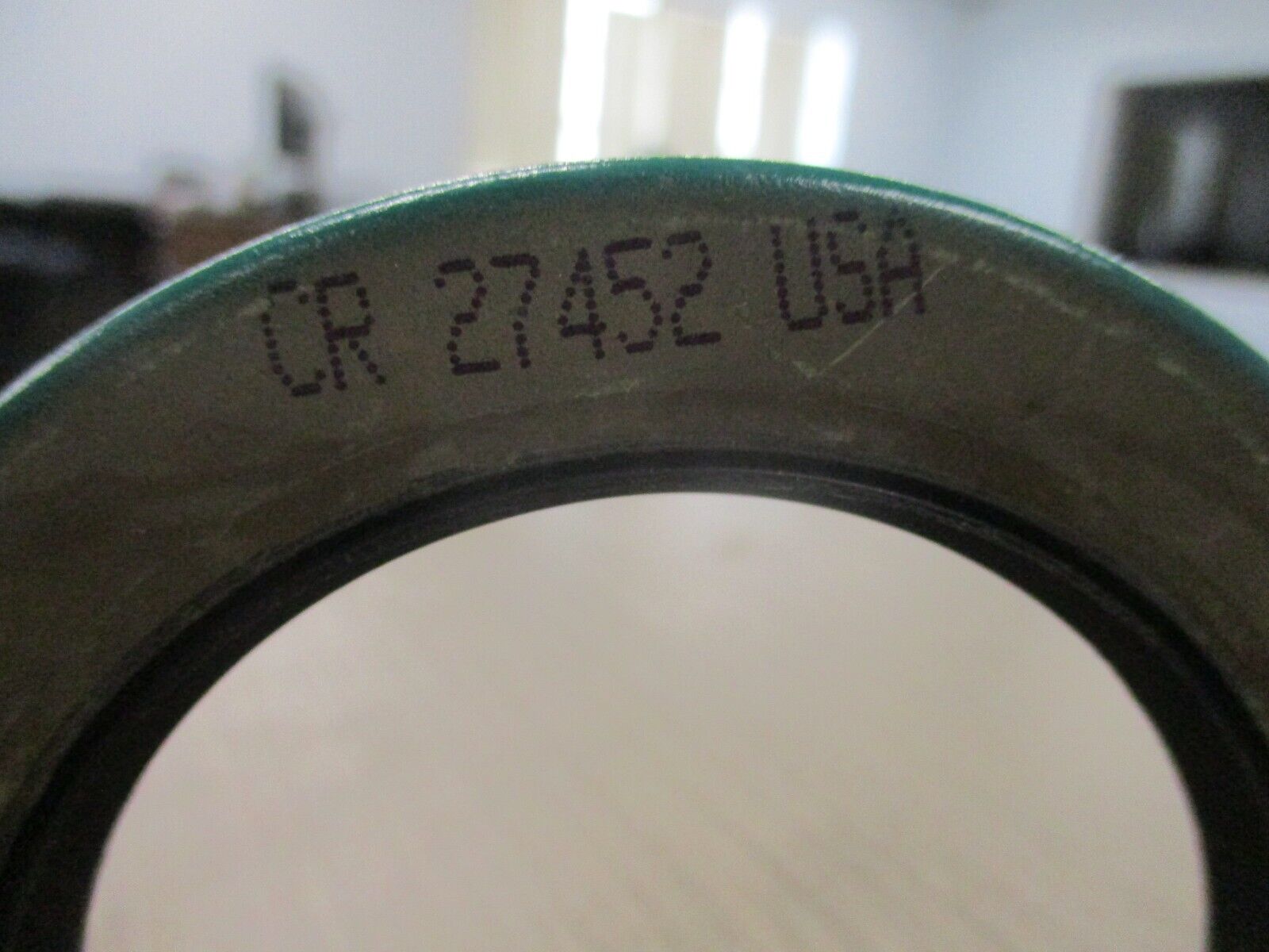 CR Joint Radial Oil Seal 27452 * Lot Of 2* New Surplus