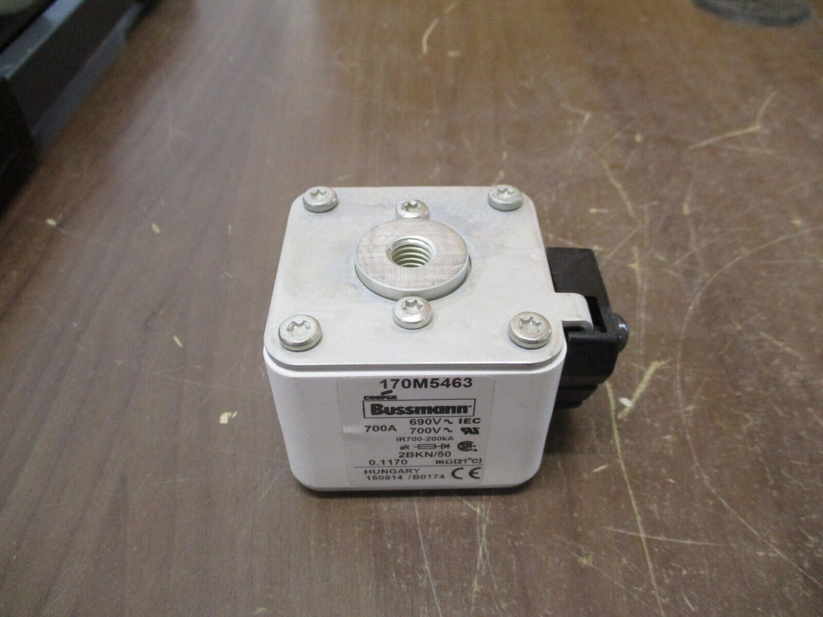 Cooper Bussmann Fuse 170M5463 700A 690V *Box of 3* New Surplus
