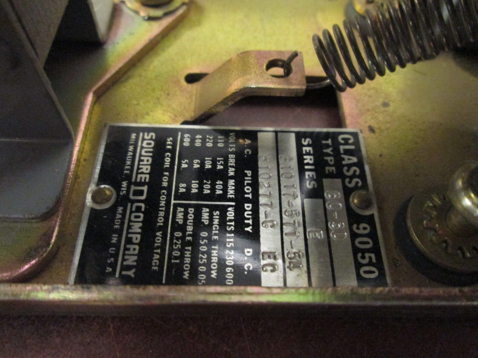 Square D Pneumatic Relay 9050-B0-3D 120V Coil Used