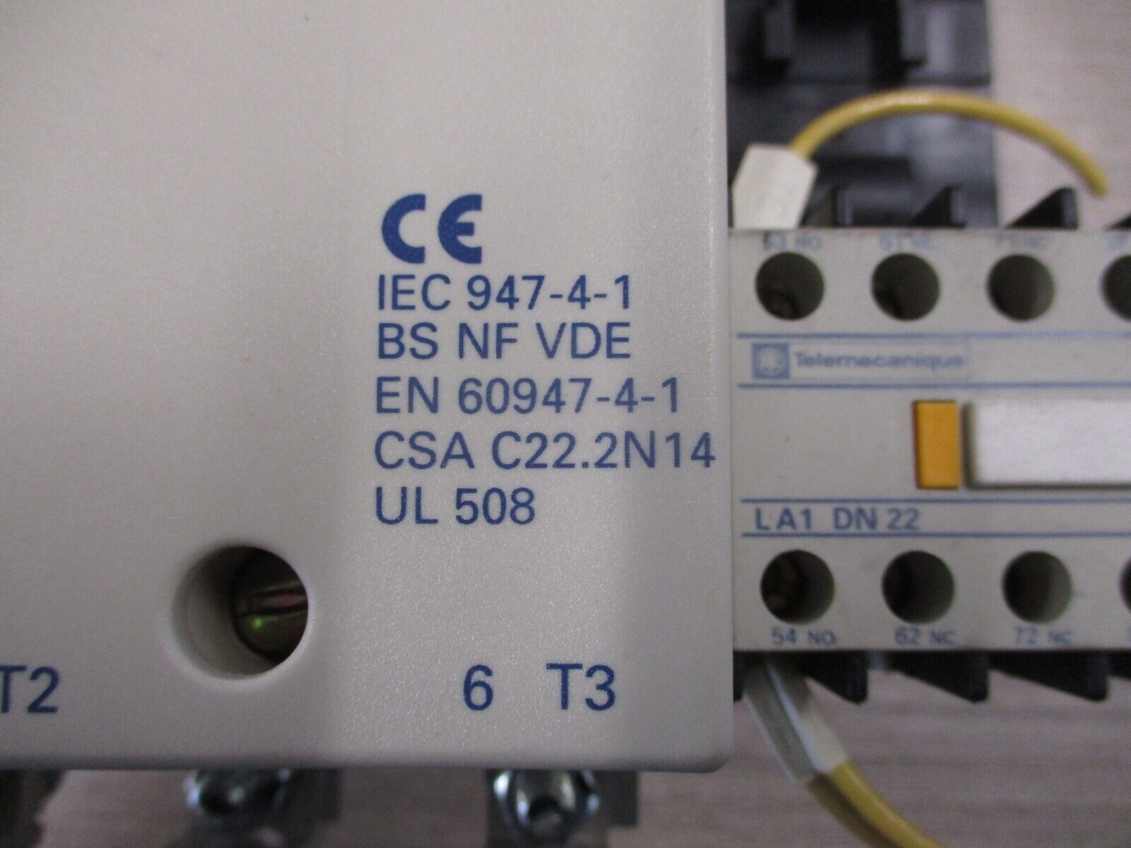 Telemecanique Contactor LC1F115 265/277V Coil 175A 600V w/ Aux Contact Block