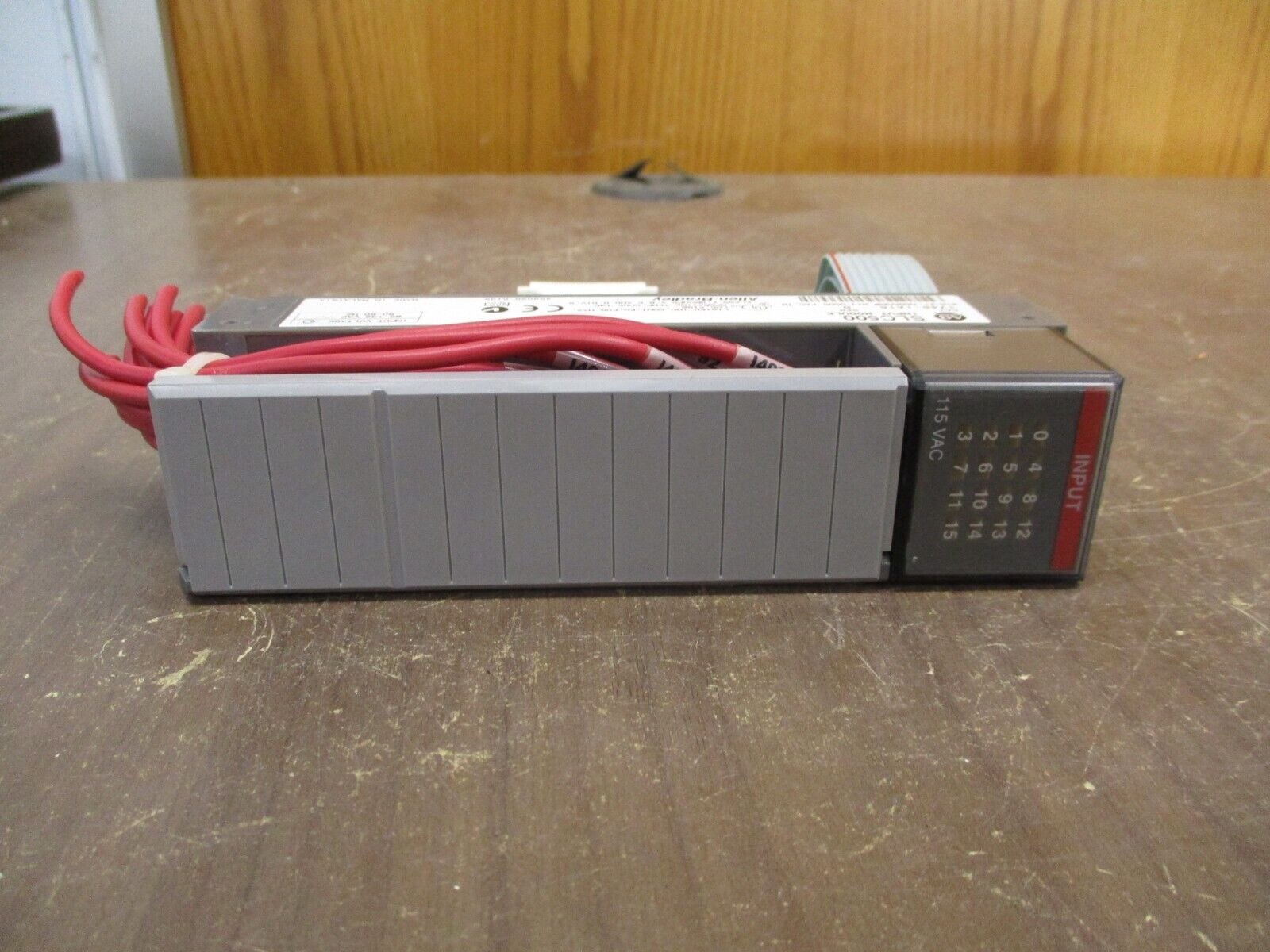 Allen-Bradley SLC500 Input Module 1746-IA16 85-132VAC 50/60Hz Ser. D Used