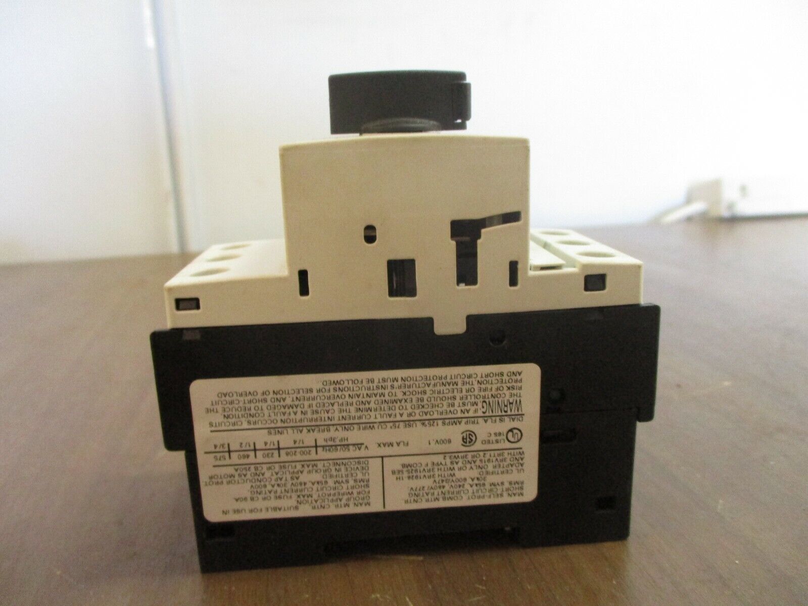 Siemens Sirius Motor Protector 3RV1021-0JA10 Trip: 0.7-1.0A Used