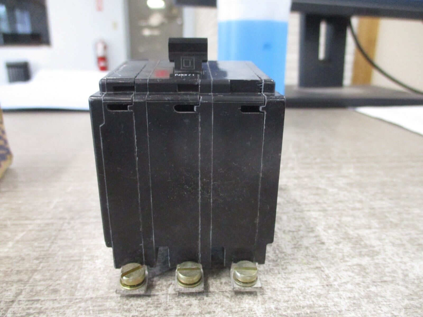 Square D Bolt-on Circuit Breaker QOB3100 100A 240V 3P New Surplus