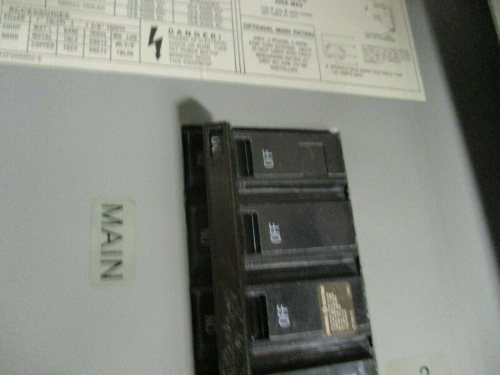 GE Main Breaker Circuit Breaker Panel 100A Max 3Ph 4W Used