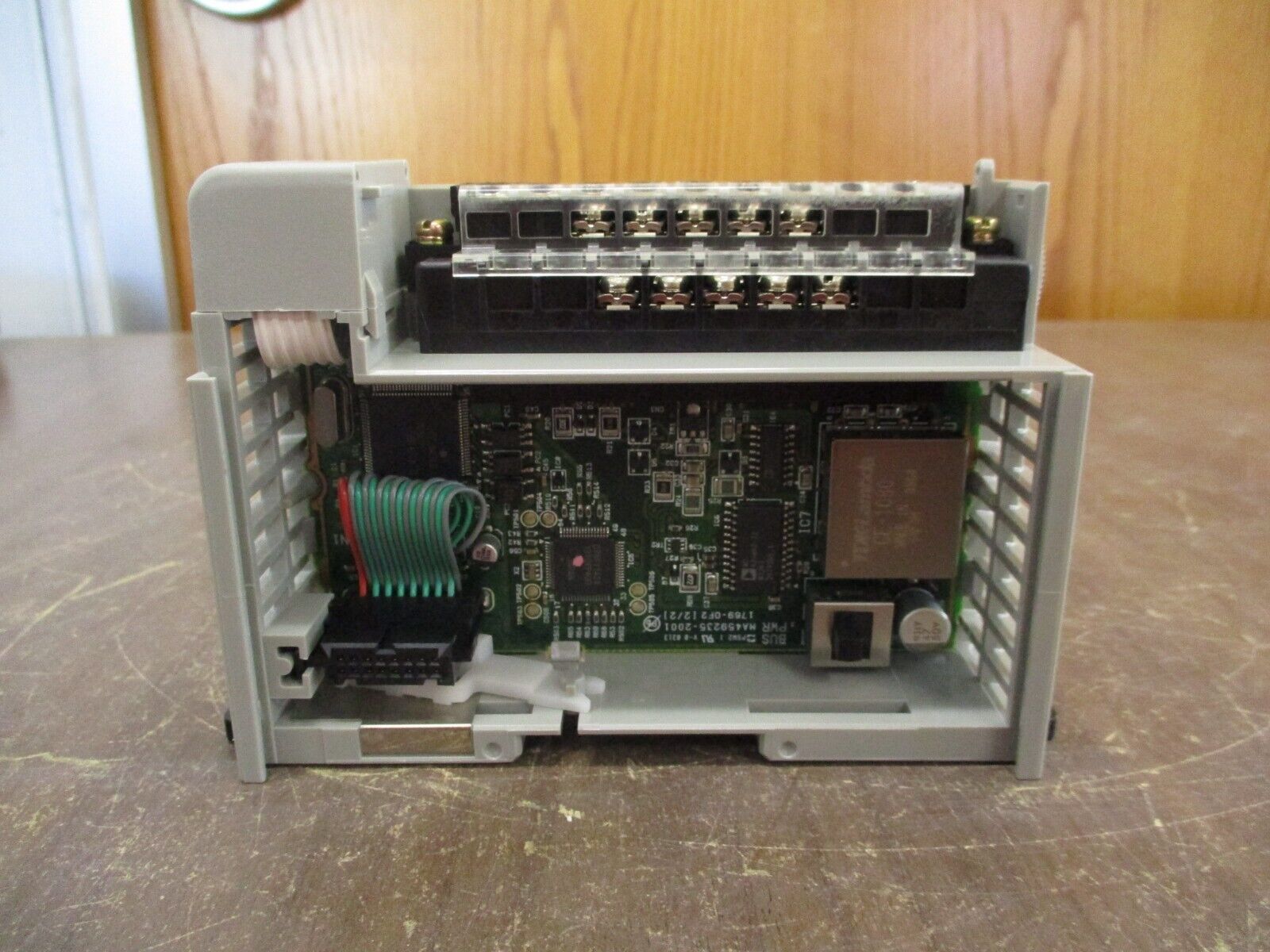 Allen-Bradley Compact I/O Analog Output Module 1769-OF2 Ser. B F/W Rev. 3.1 2-Ch