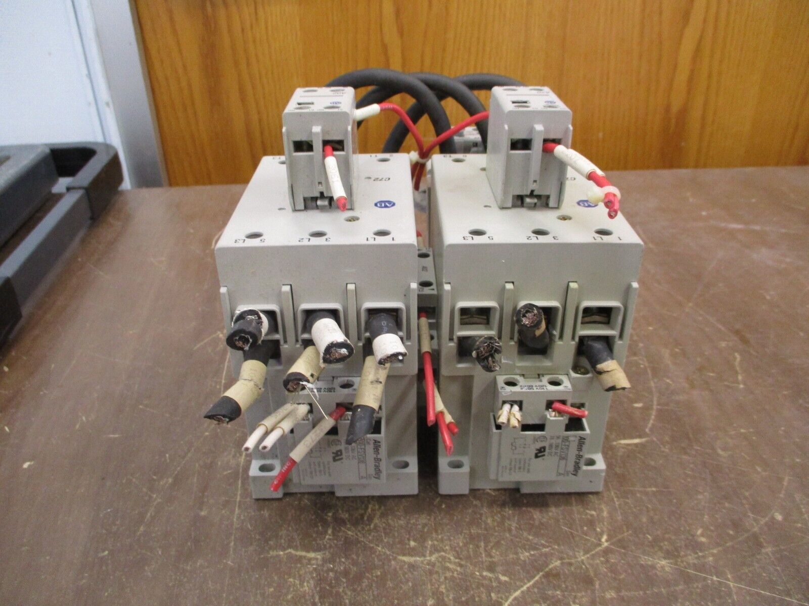 Allen-Bradley Reversing Starter 100-C72*00 / 193-EA2KE 120V Coil Trip: 26-85A