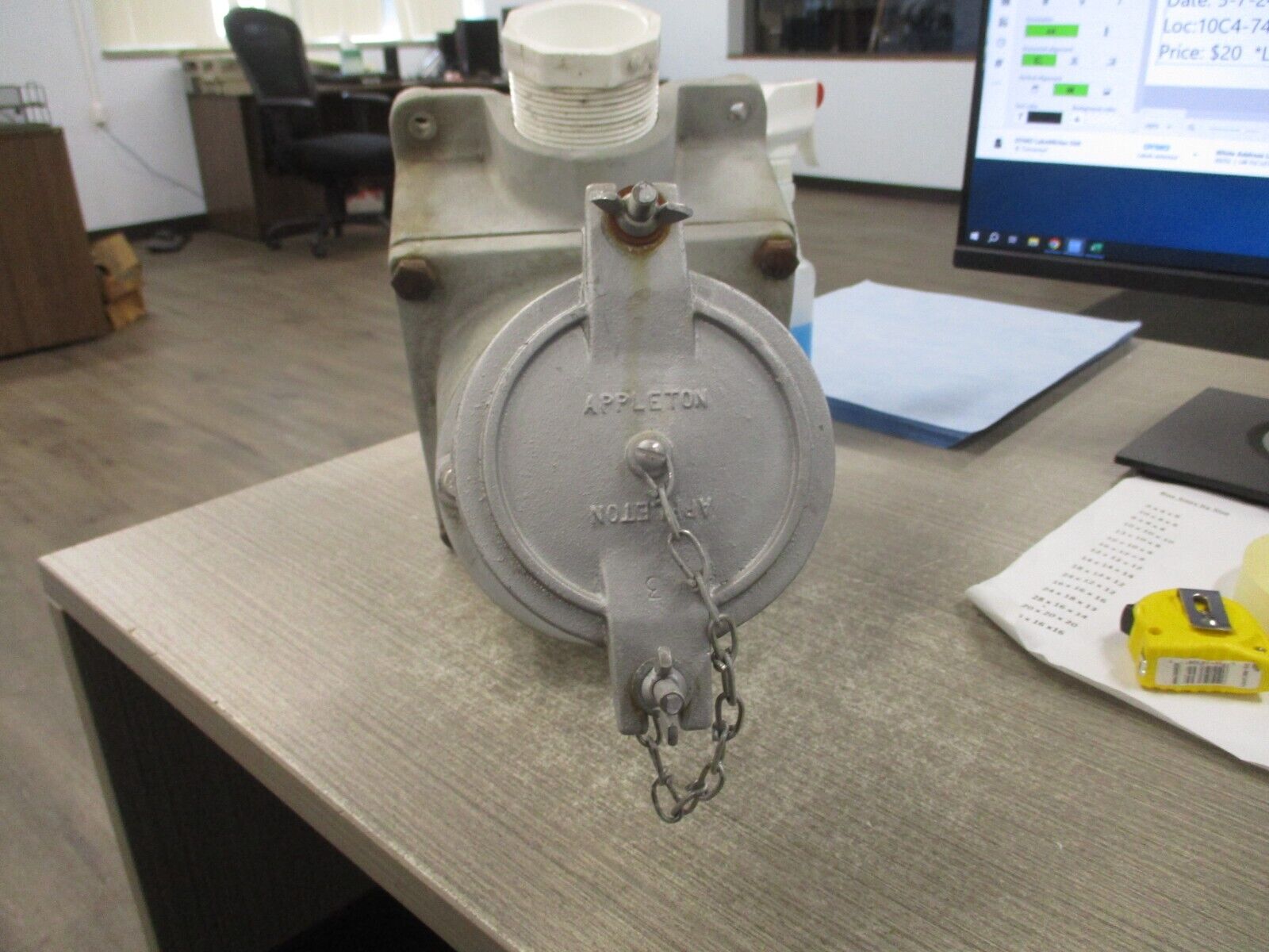 Appleton Reverse Service Powertite Receptacle AR20034RS 200A 600V 3W 4P 50-400Hz