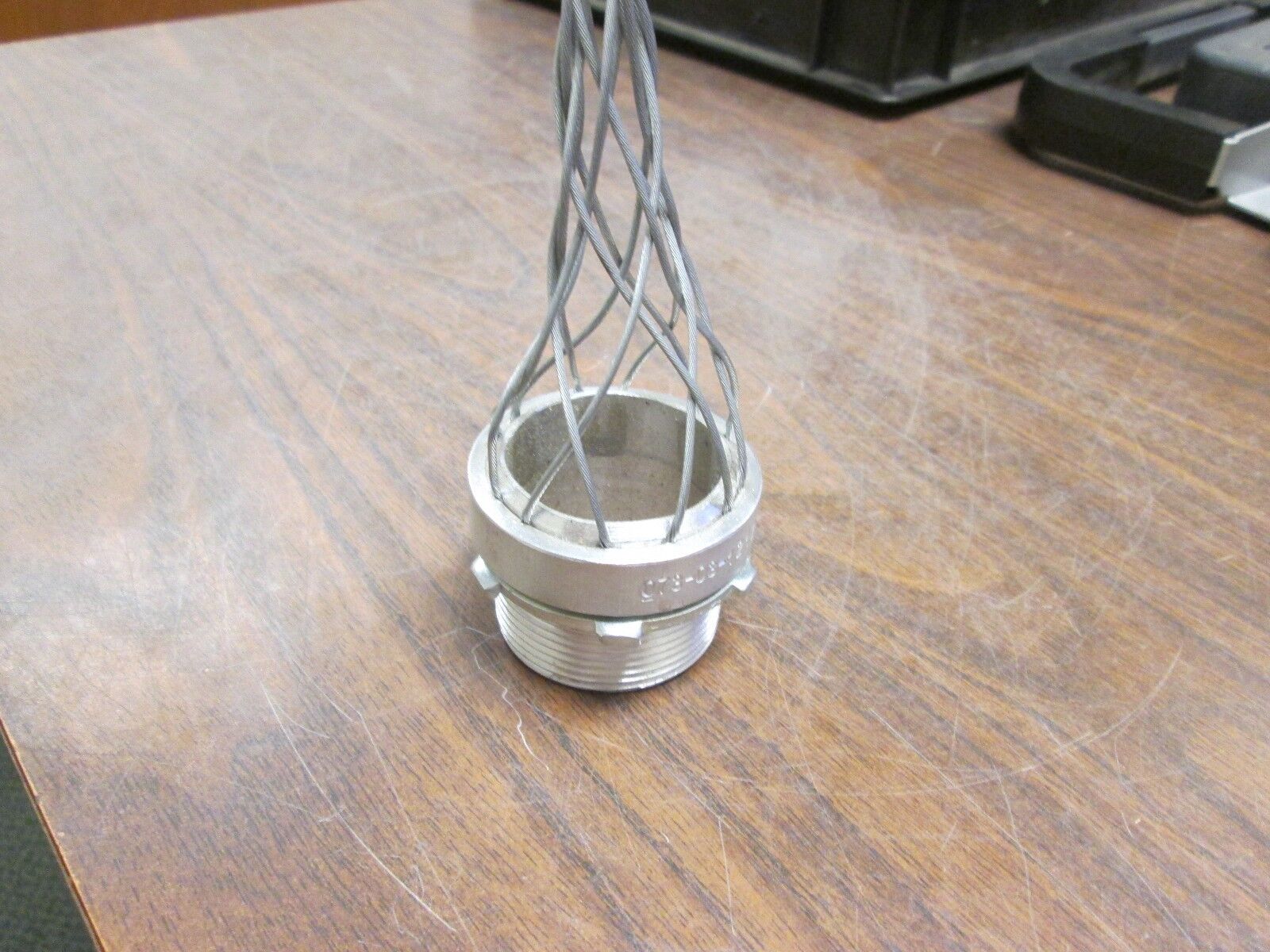 Hubbell Kellems Grip 073-03-1212 Range 1.25-1.50" New Surplus-No Box