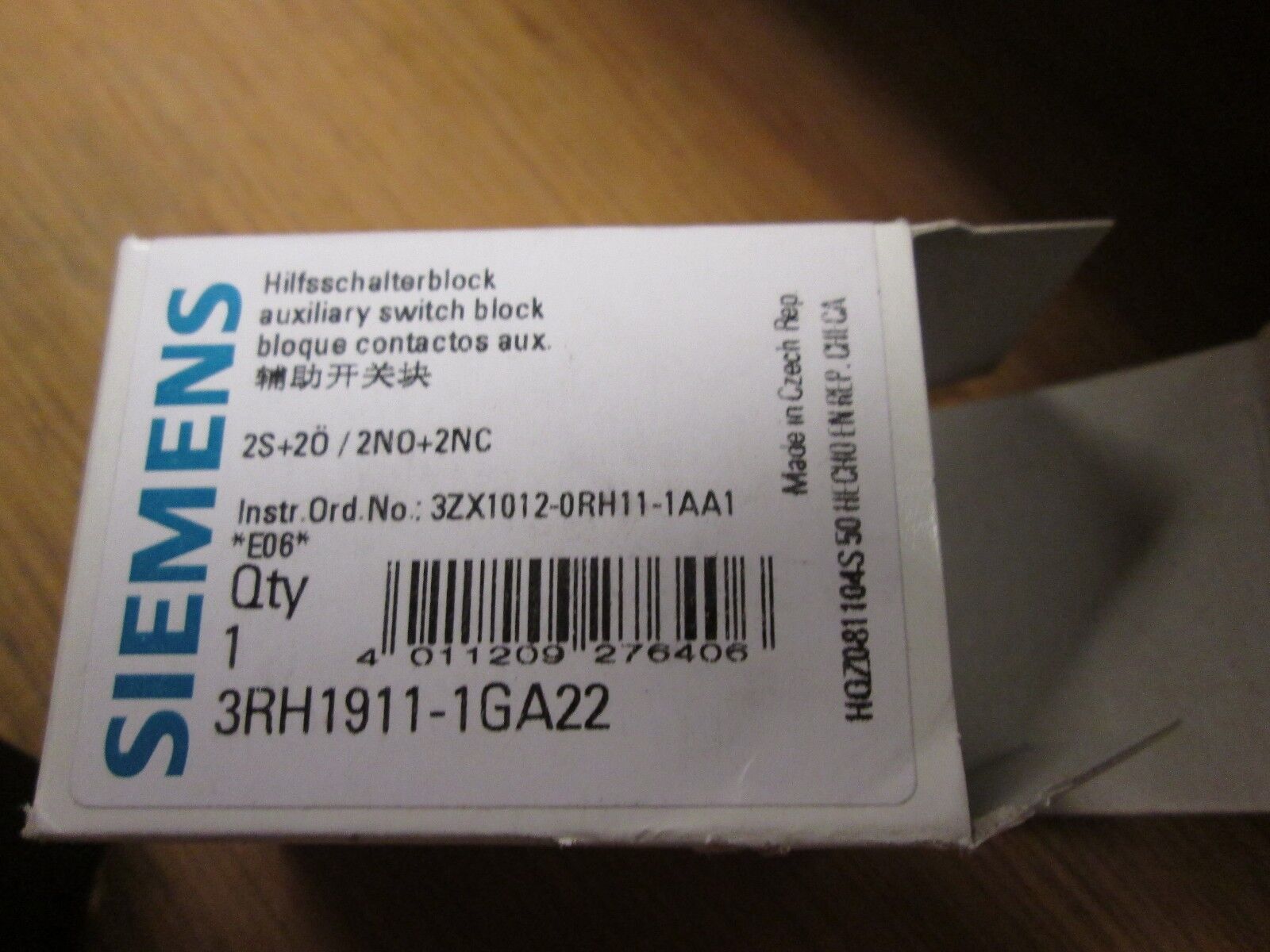 Siemens Auxiliary Switch Block 3RH1911-1GA22 2 NOs 2 NCs New Surplus