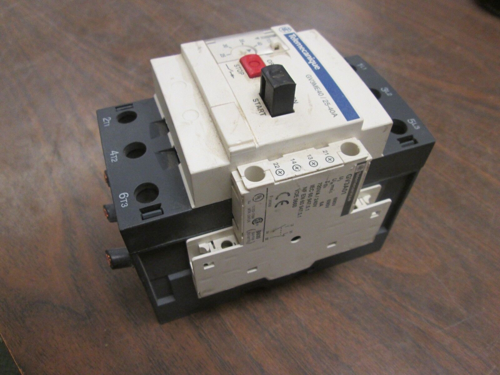 Telemecanique Manual Starter GV3ME40 Range: 25-40A Used