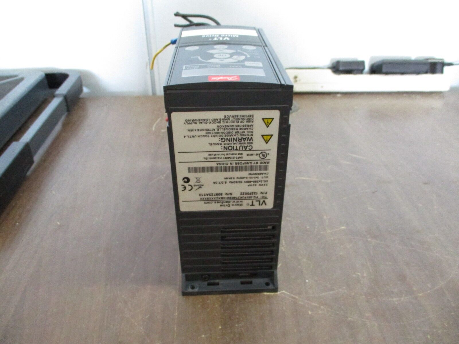 Danfoss VLT Micro Drive AC Drive 132F0022 3HP 3Ph w/ Keypad Used