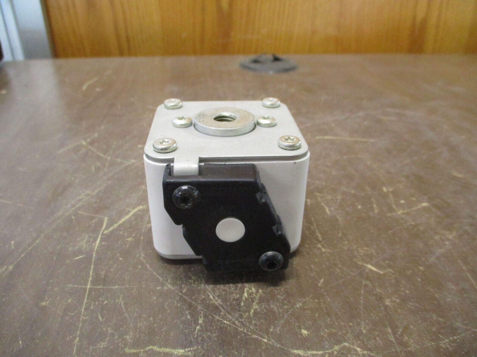 Cooper Bussmann Fuse 170M5463 700A 700V Used