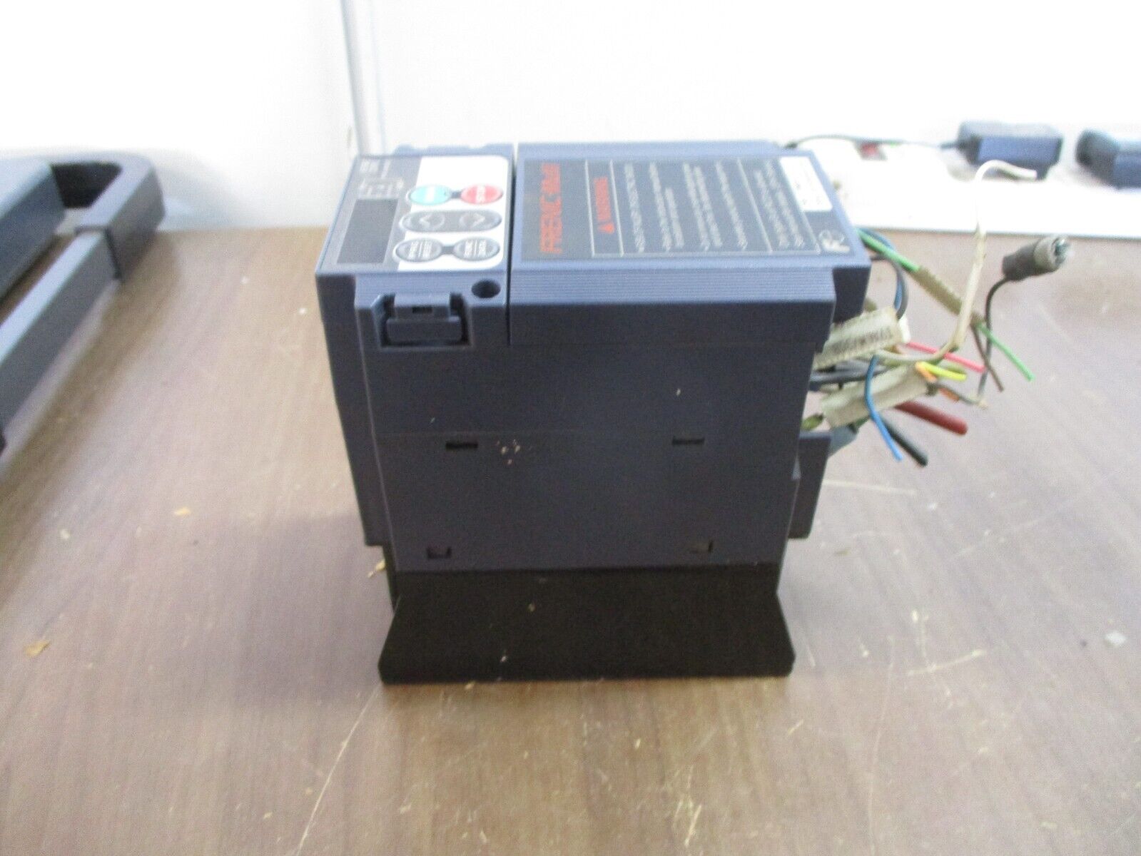 Fuji Electric FRENIC-Multi AC Drive FRN001E1S-2U 1HP 3Ph Used