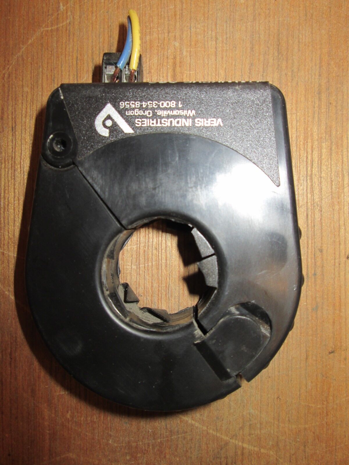 Veris Hawkeye Current Sensor 908 200A Max Output: 0.5A @ 30 VAC/DC Used