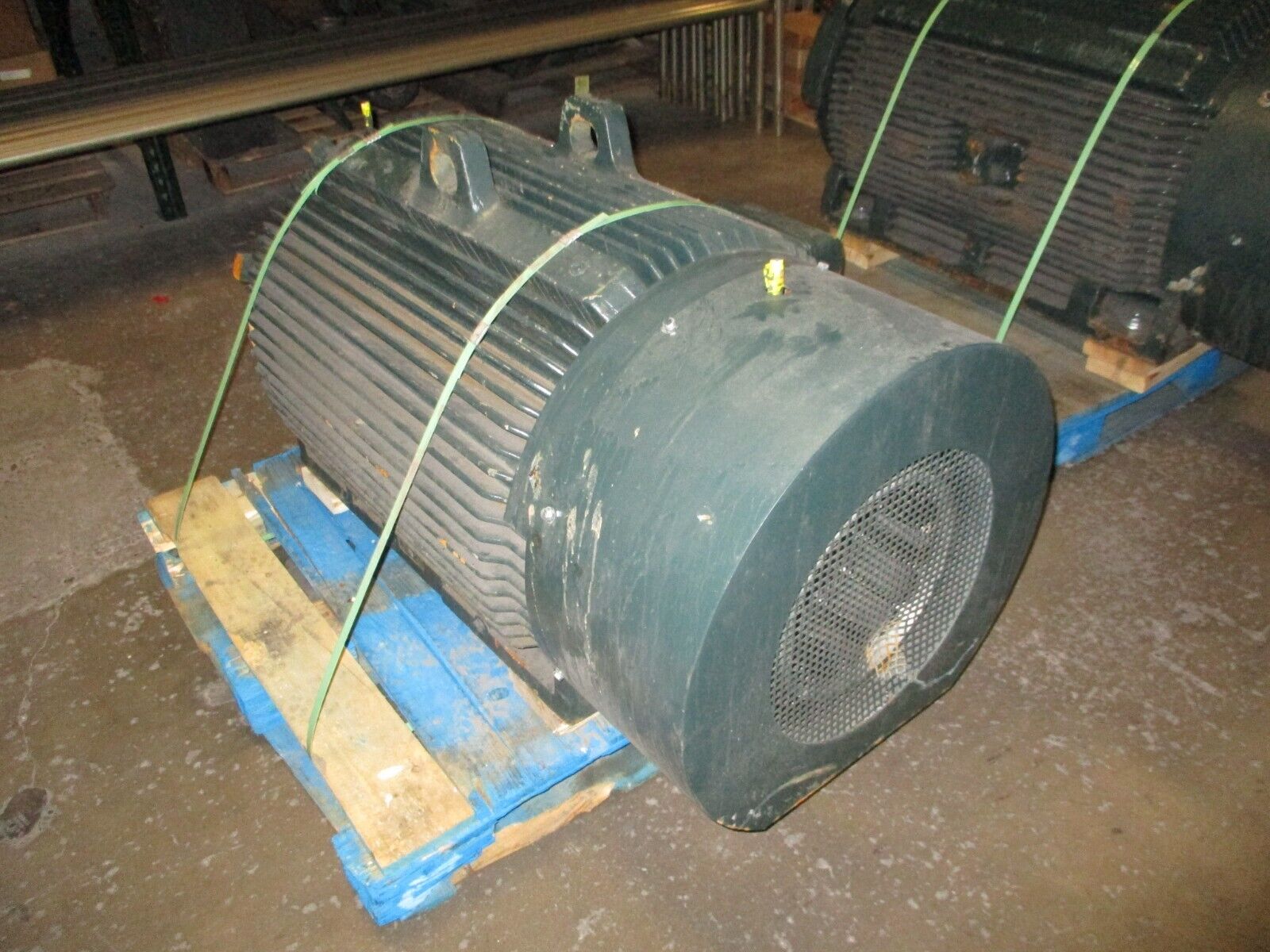 Toshiba EQP Severe Duty AC Motor B2506FLF4BMHL 250HP 1200RPM 460V 295A 60Hz 3Ph