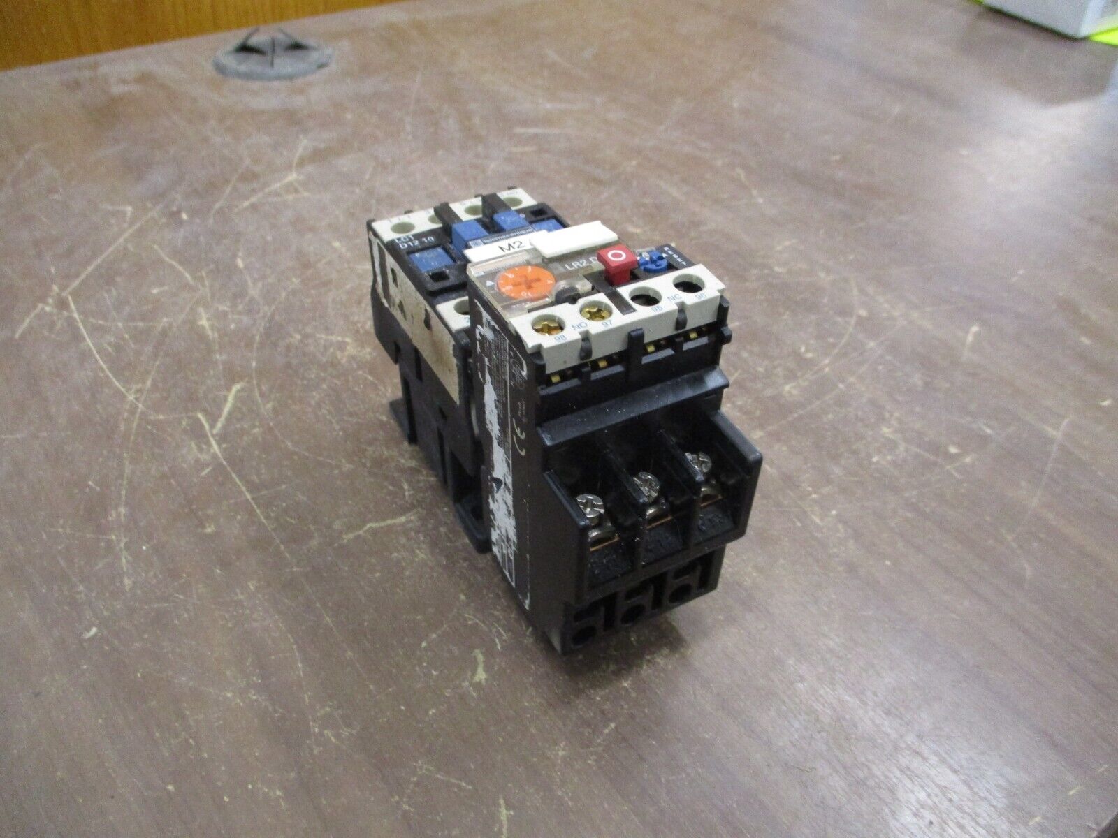 Telemeanique Starter LC1 D12 10 / LR2 D15 120V Coil Trip: 7-10A Used