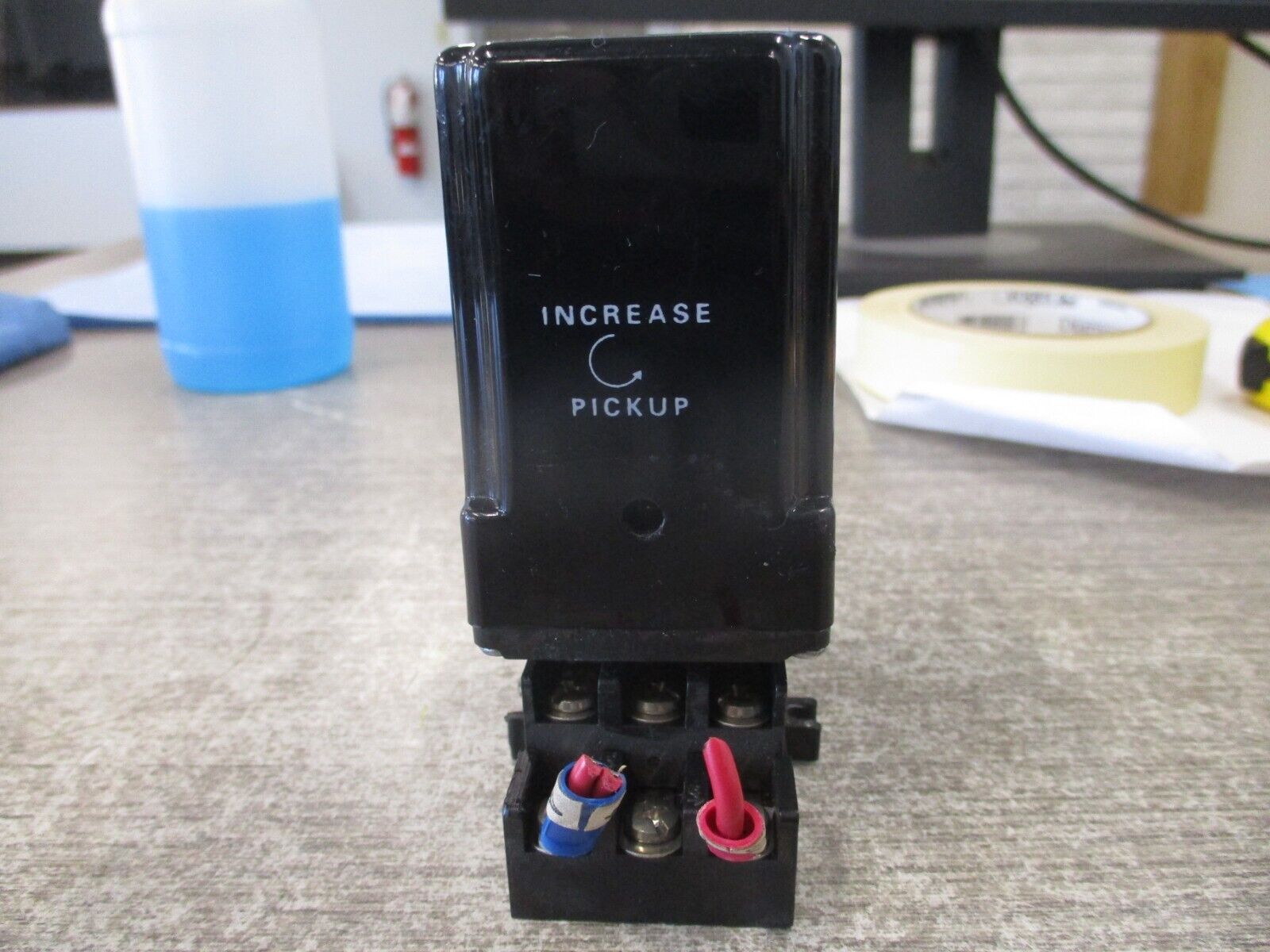 Zenith VFSM-1 Voltage Frequency Sensor K-1192R 120V 50/60Hz W/Base Used