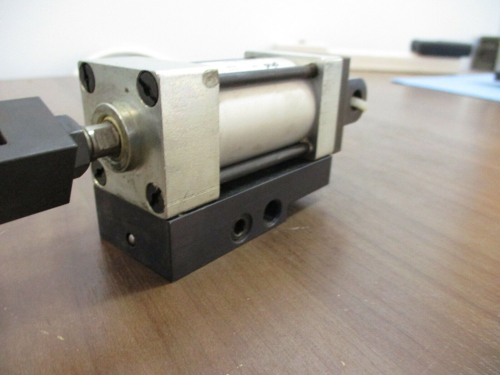 PHD Pneumatic Cylinder ML183563-REV-F Used
