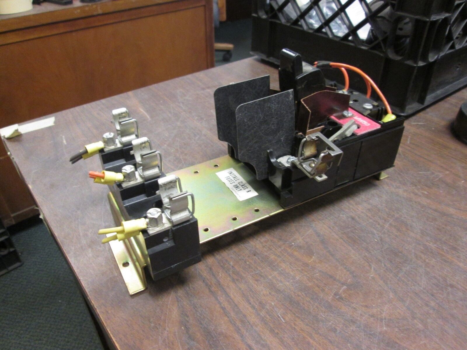 GE QMR Switch THMC31 3P Used