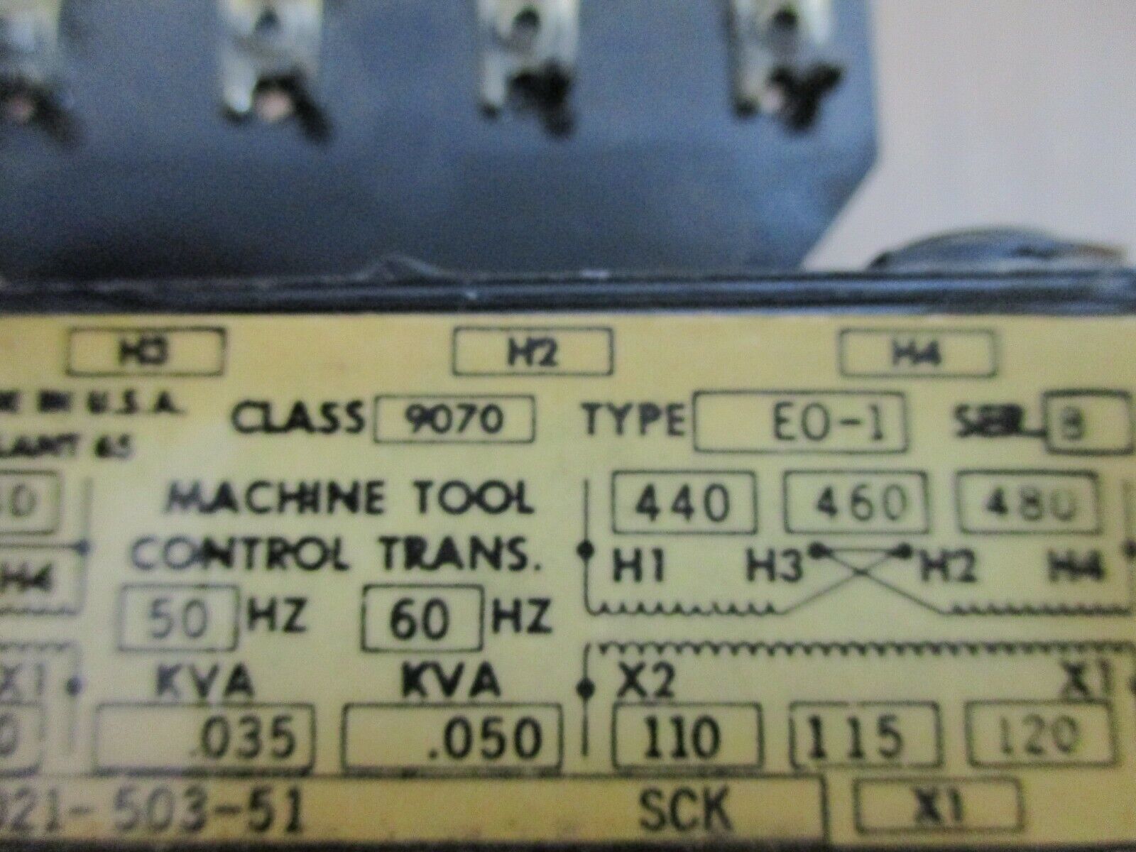 Square D Control Transformer 9070 E0-1 Ser. B 0.050 kVA Pri: 480V Sec: 120V Used