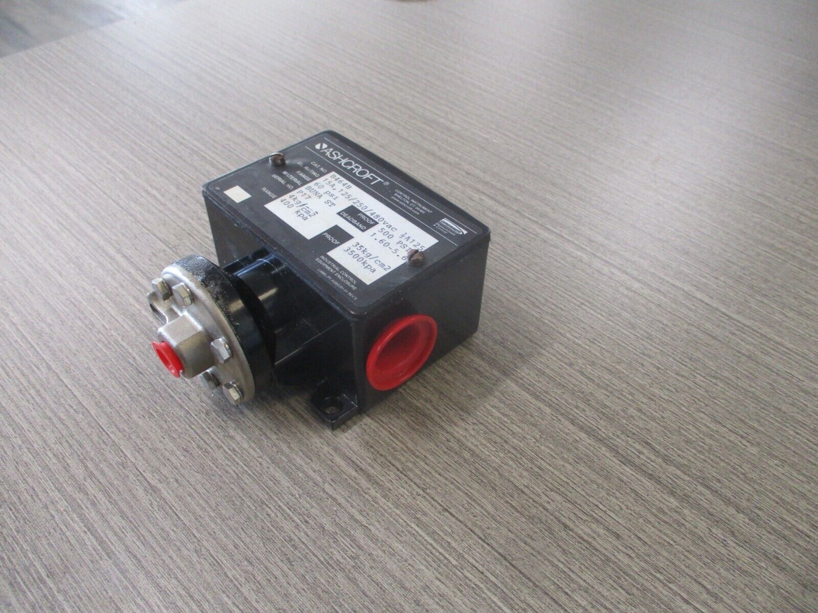 Ashcroft Pressure Switch B464B 60PSI 15A 125/250/480VAC 125VDC New Surplus