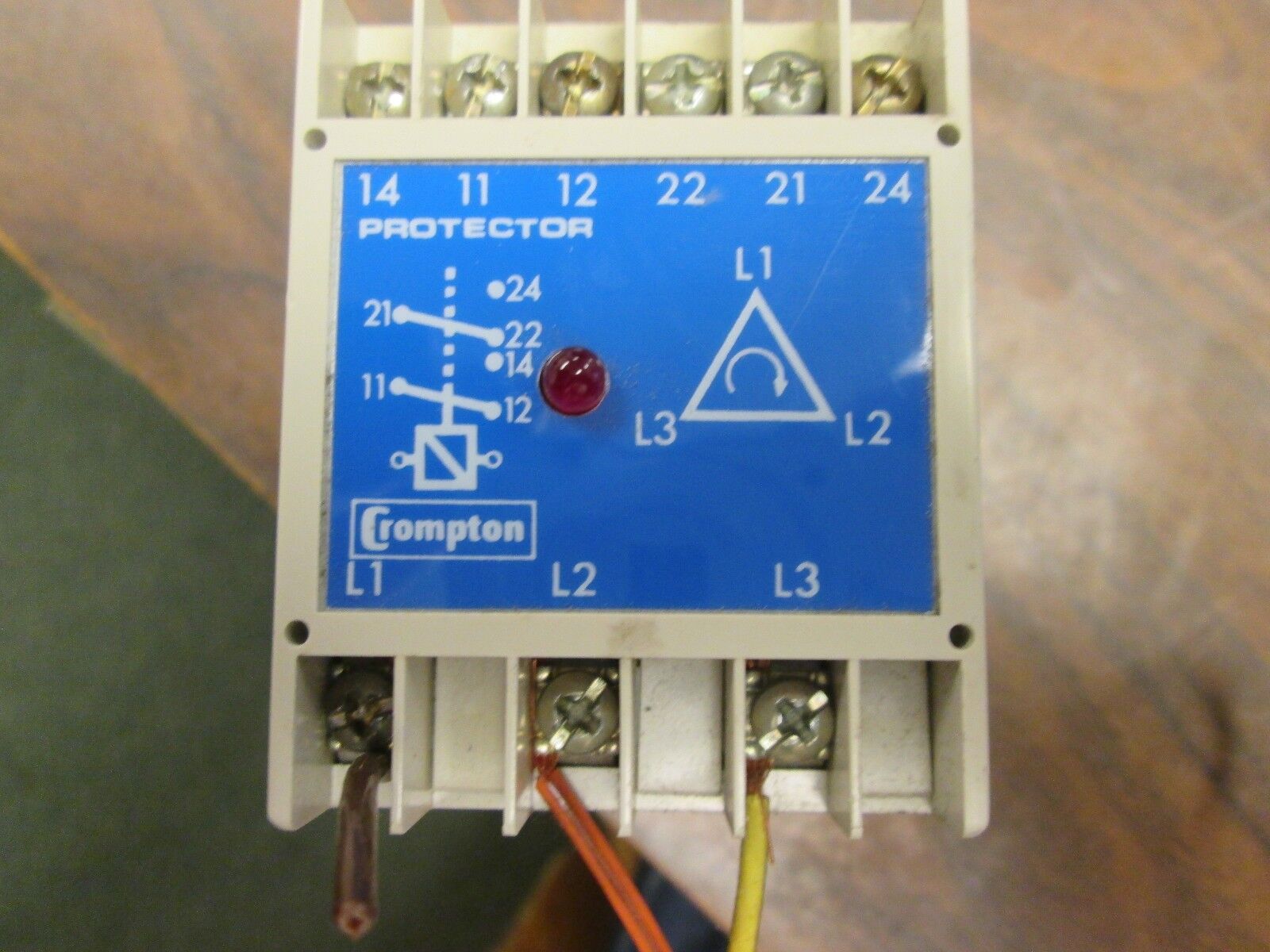 Crompton Relay 252-PVRV 408V L-L 60Hz Used