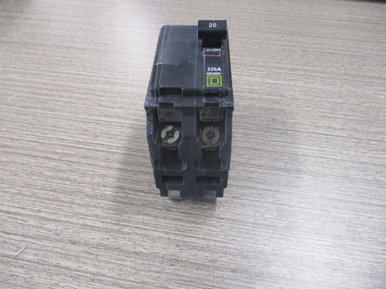 Square D Bolt-On Circuit Breaker QOB220VH 20A 120/240V 2P 22KA Used