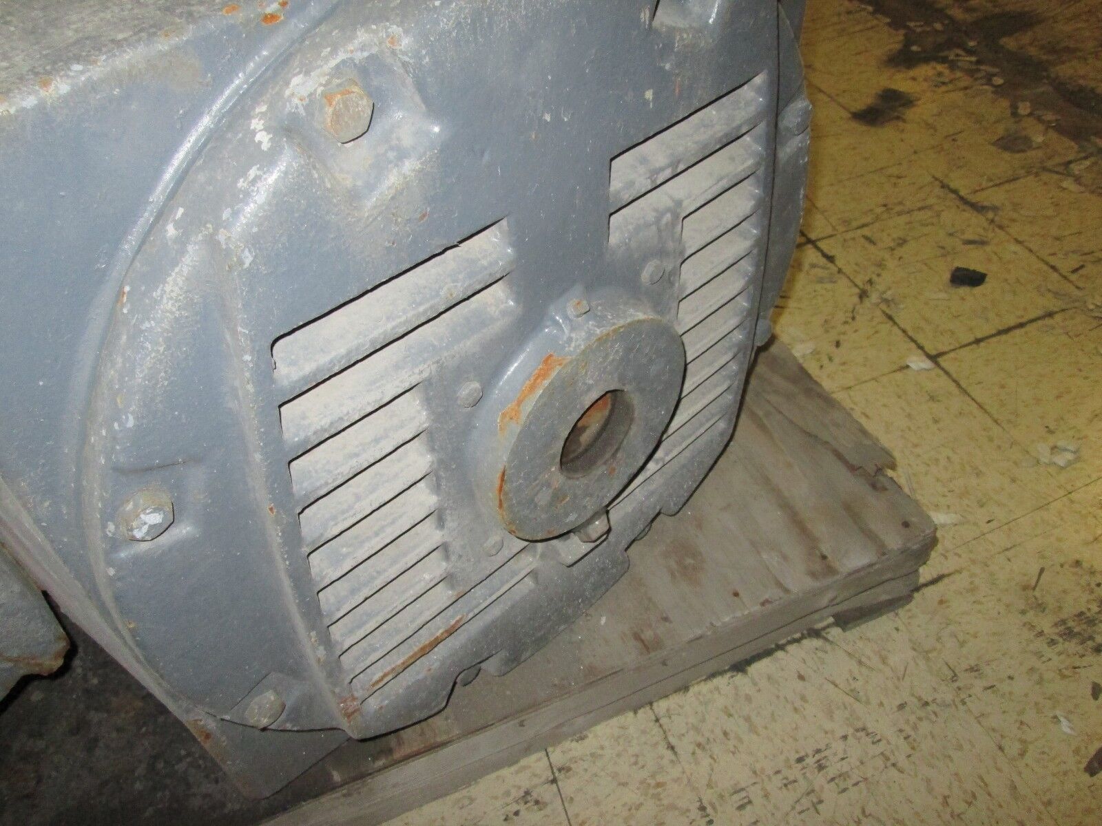 GE Motor 5K814308A36 125HP 1770 RPM's 8143S Frame 2300V 29A