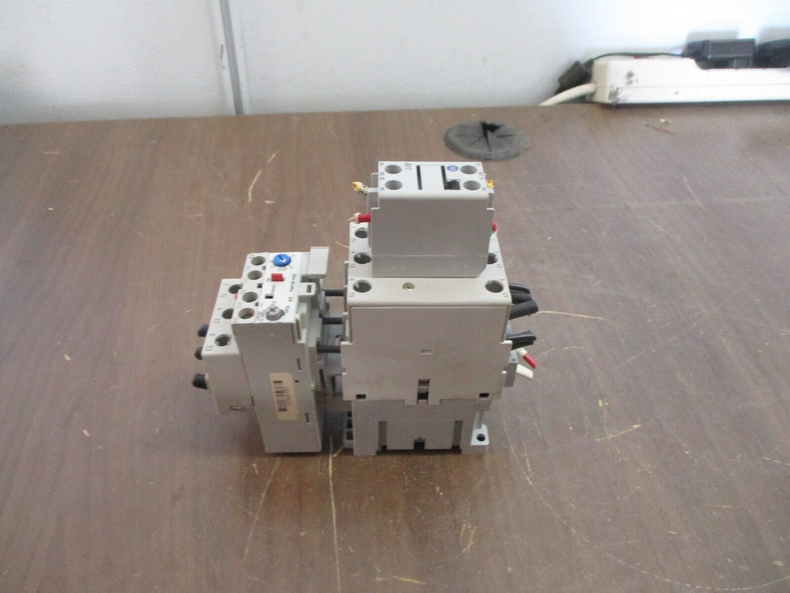 Allen-Bradley Starter 100-C43*00/193-EA2JD 120V Coil Trip: 14-45A Used