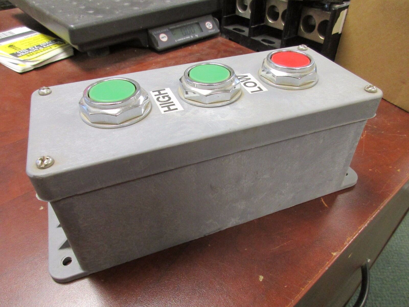 Carlon Pushbutton Station R-565629 3-Position Used