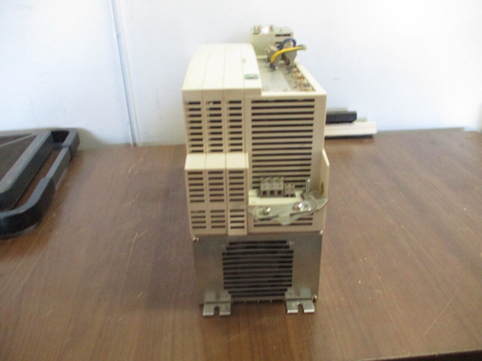 Lenze Servo Drive EVF9326-EV w/ Interbus S Module *Missing X7 Port* Used