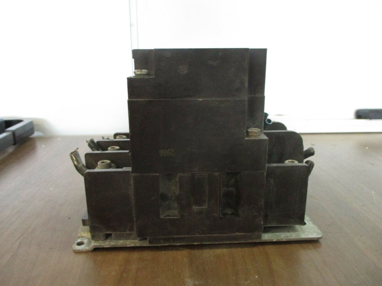 CutlerHammer Size 4 Contactor C10FN3 120V Coil 135A 200575V Used