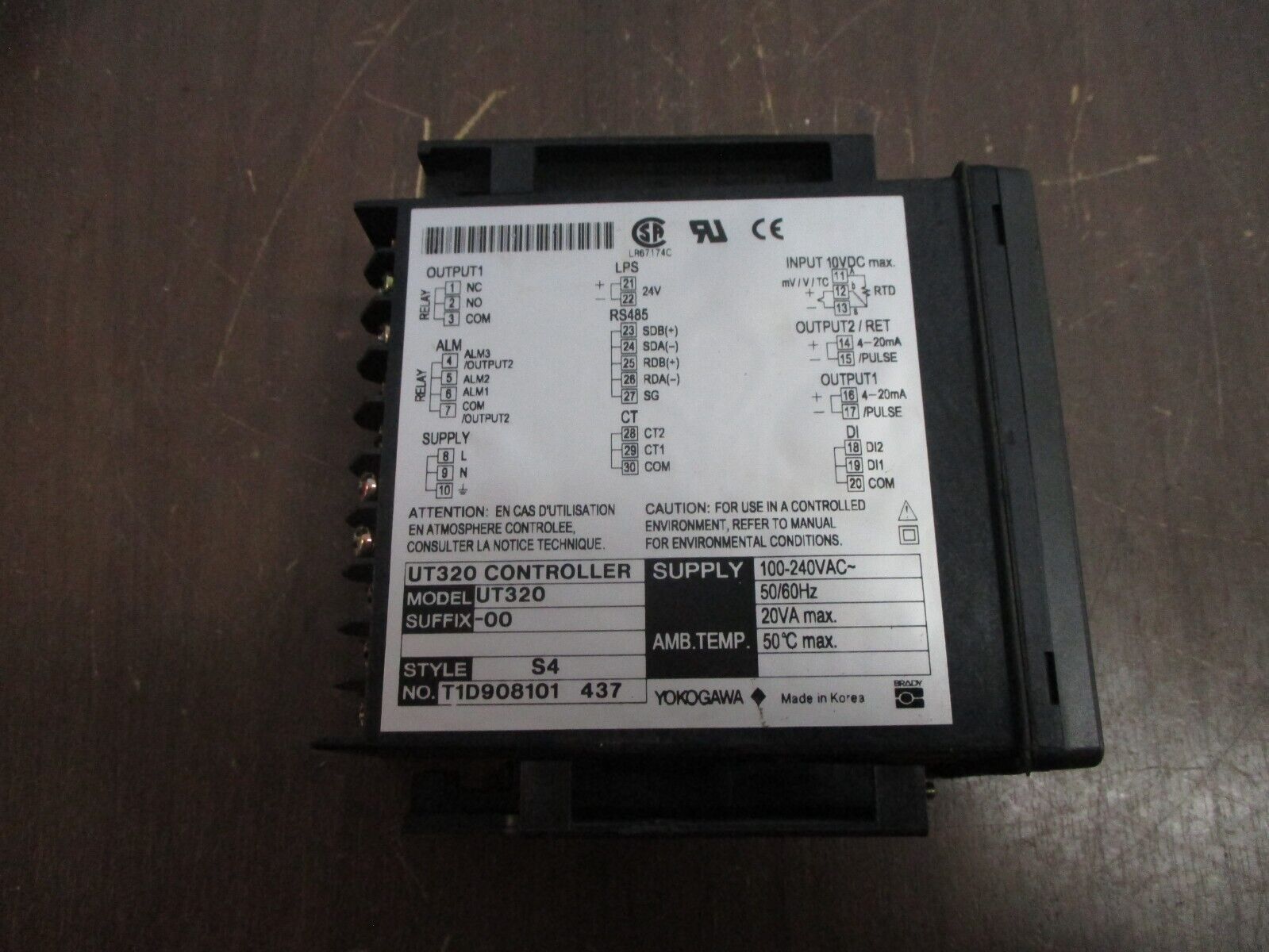 Yokogawa Digital Controller UT320 Style S4 100-240VAC 50/60Hz Used