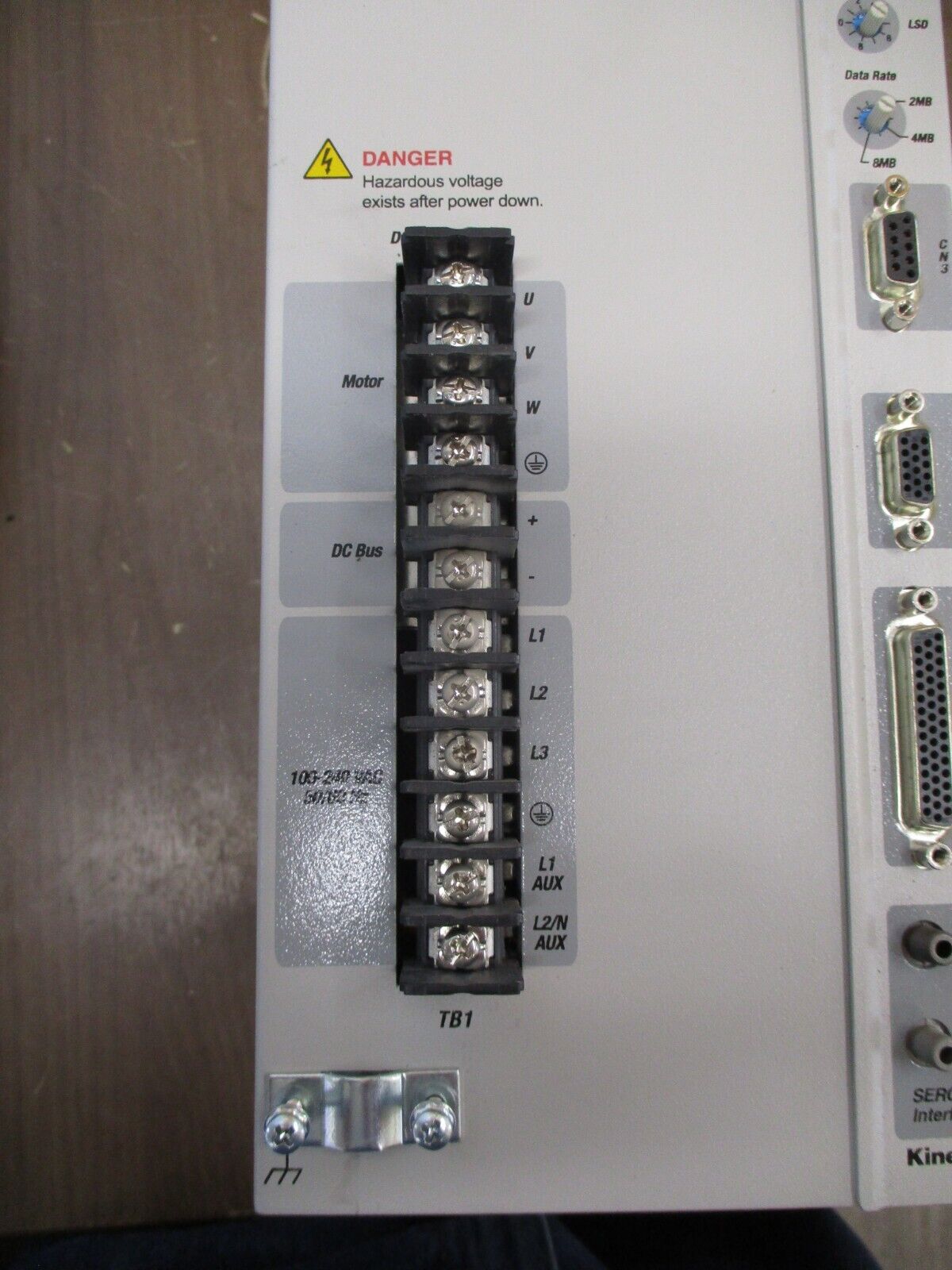 Allen-Bradley Ultra 3000 Servo Drive 9101-1930 Model #: 2098-DSD-075-SE Ser. B