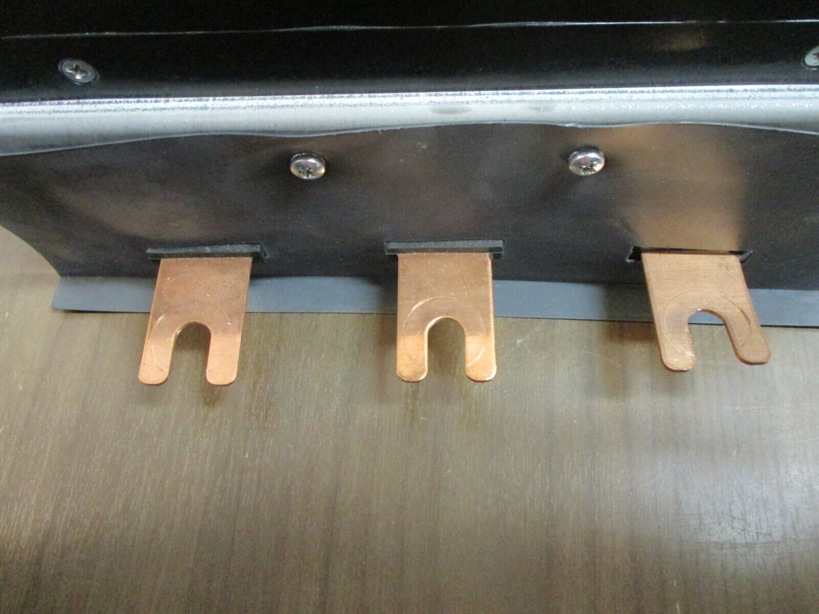 GE Surge Suppressor TME120Y080AS 120/208V 3Ph 50/60 Hz SVR: 400Vpk L-N, L-G, N-G