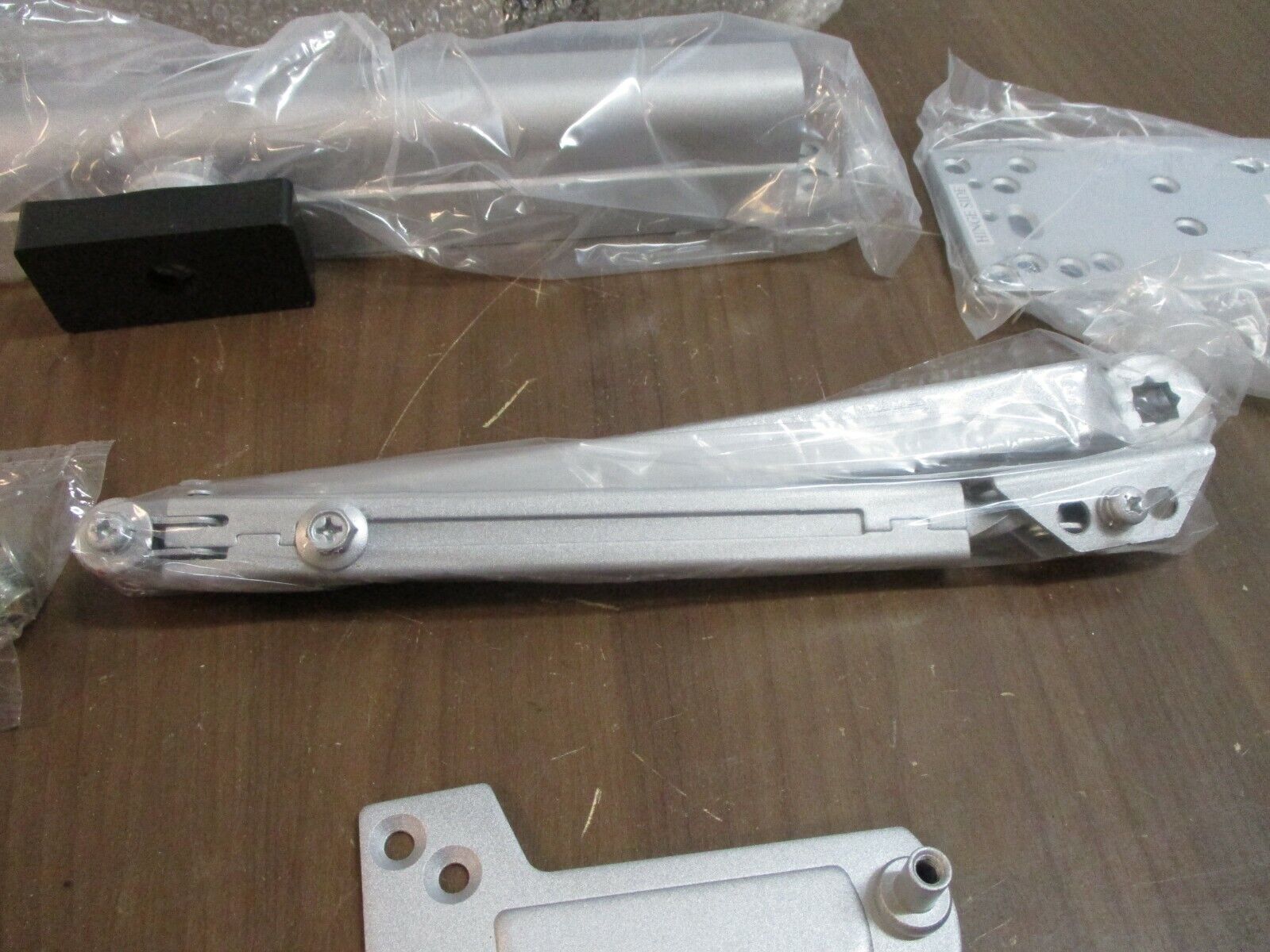 Design Hardware Door Closer 316RAL Size 1-6 New Surplus