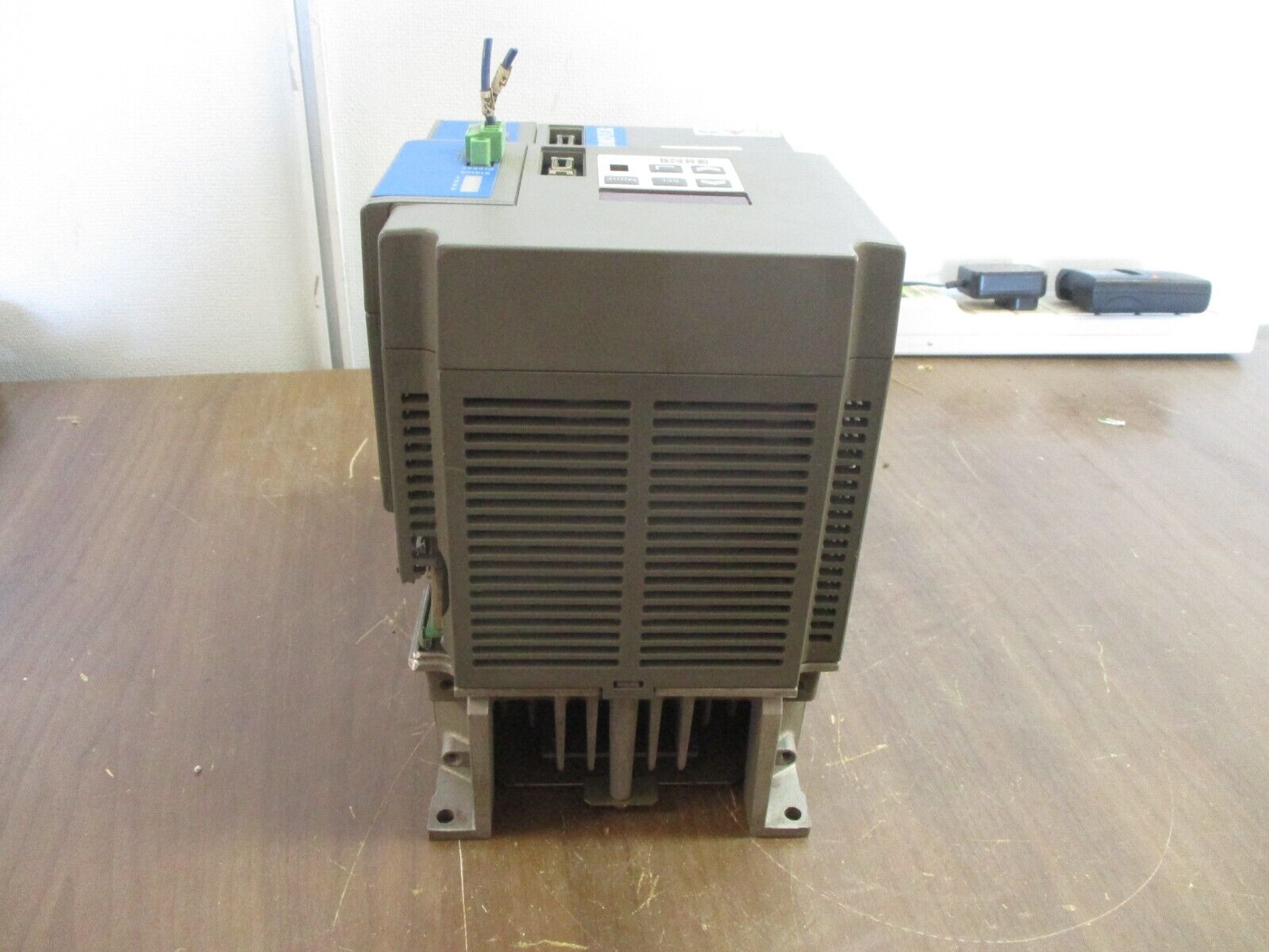 Industrial Indexing Systems Delta Servo Drive DS-50/RA *Broken Vent Siding* Used