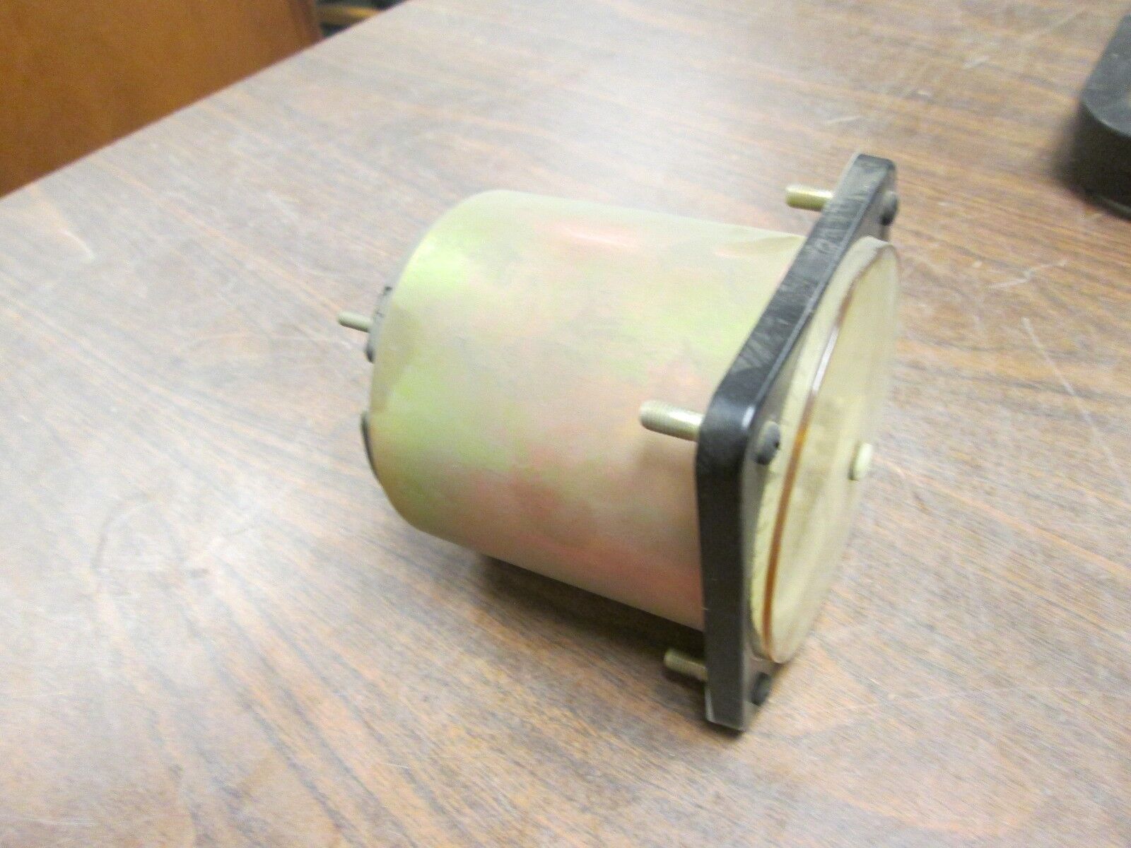 Yokogawa Kilovar/Kilowatt Meter 103111FAFA7WEC/UL Range: 0-1800 Used