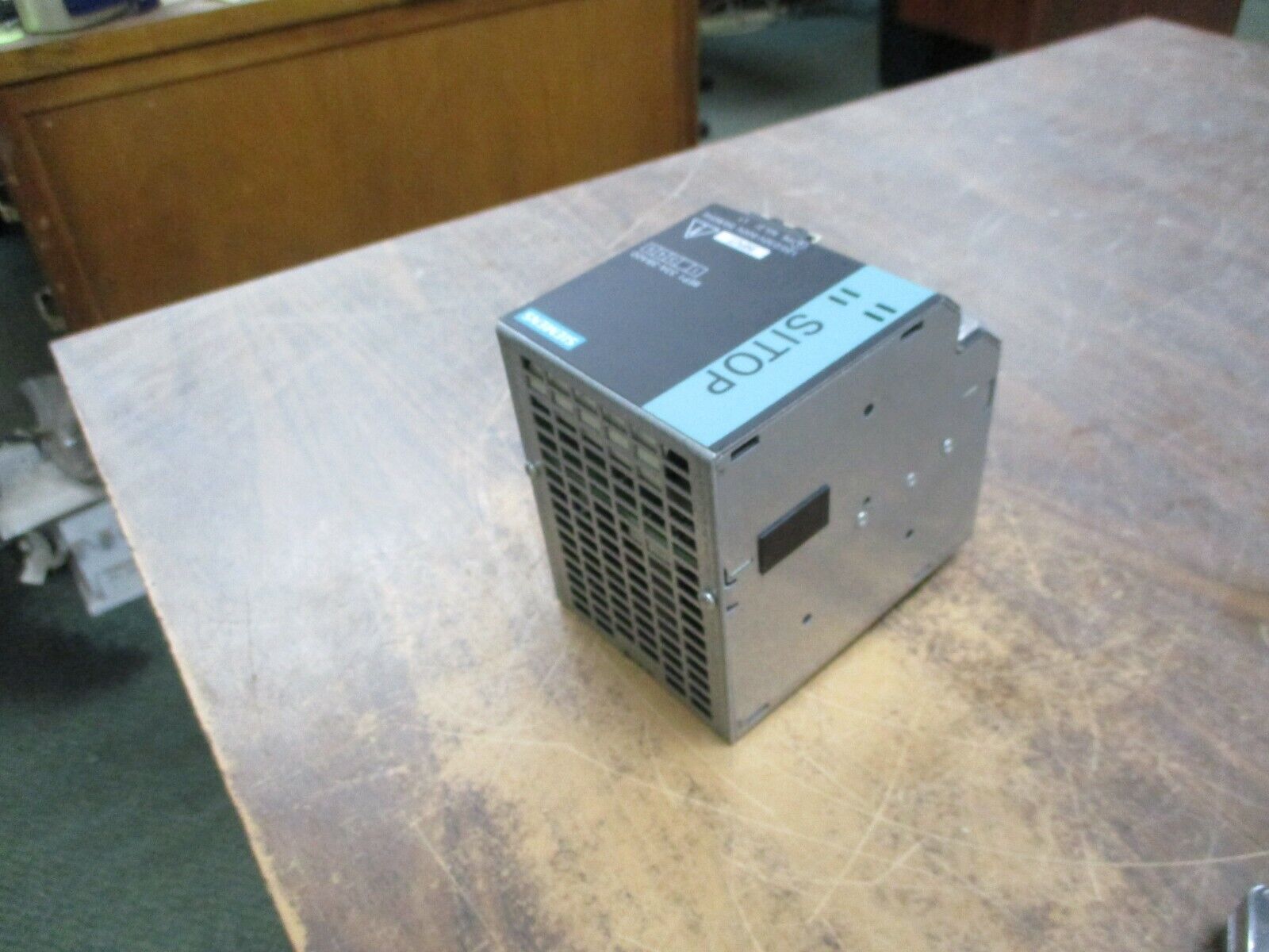 Siemens SITOP Modular Power Supply 6EP1334-3BA00 Output: 24VDC, 10A Used