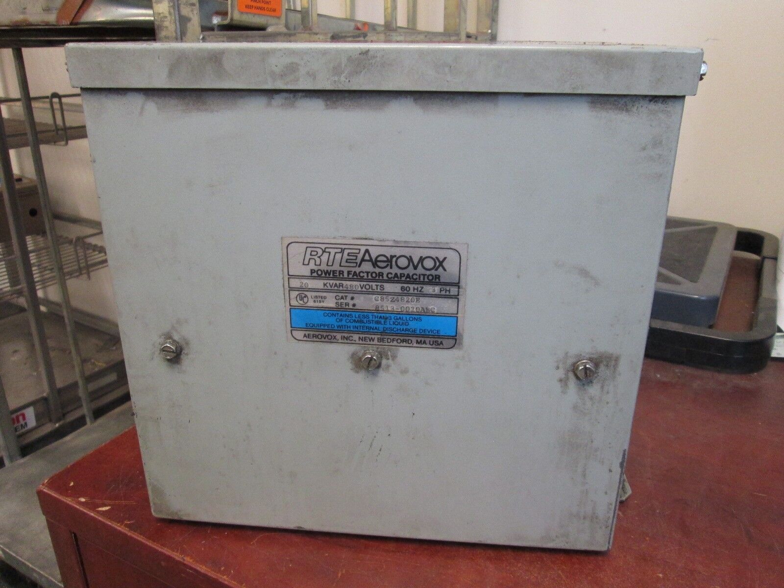 RTE Aerovox Power Factor Capacitor C85Z4820E 20 KVAR 480V 60Hz 3Ph Used