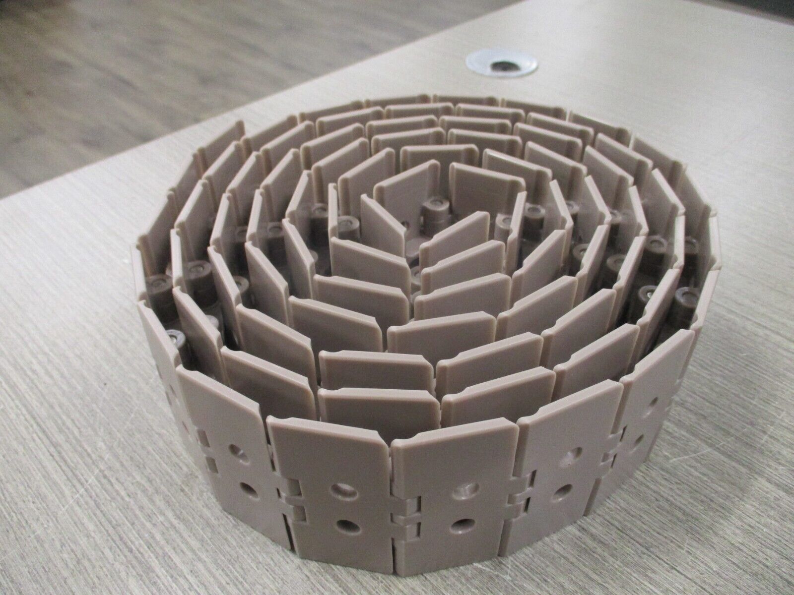 Rexnord TapleTop Chain 10351197 LF820 V-3.25INE2-D11/32IN New Surplus