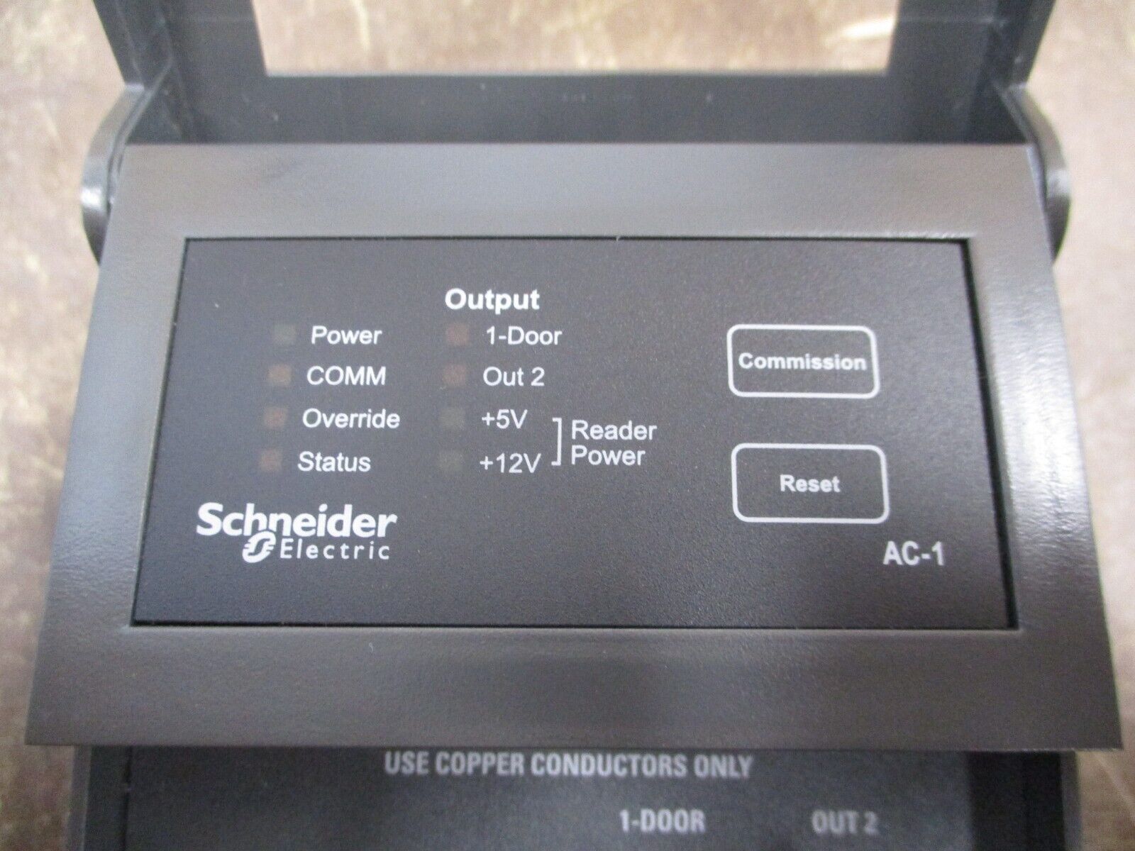 Schneider Electric Access Control Expansion Module AC-1 RS485 24VDC 2.6W Used