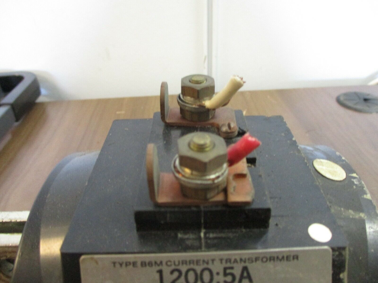 Sangamo Weston Current Transformer 72352-161 Ratio: 1200:5A 600V 60Hz 10kV BIL